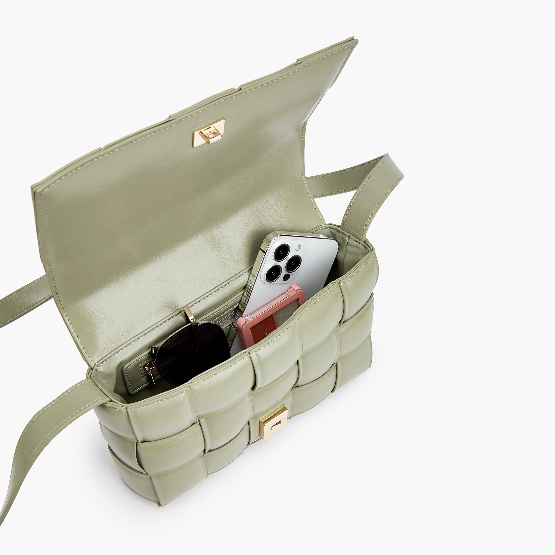 شنطة كروسبودي مبطنة بحزام قابل للتعديل من سيليست-women-bagsandwallets-handbags-image-8