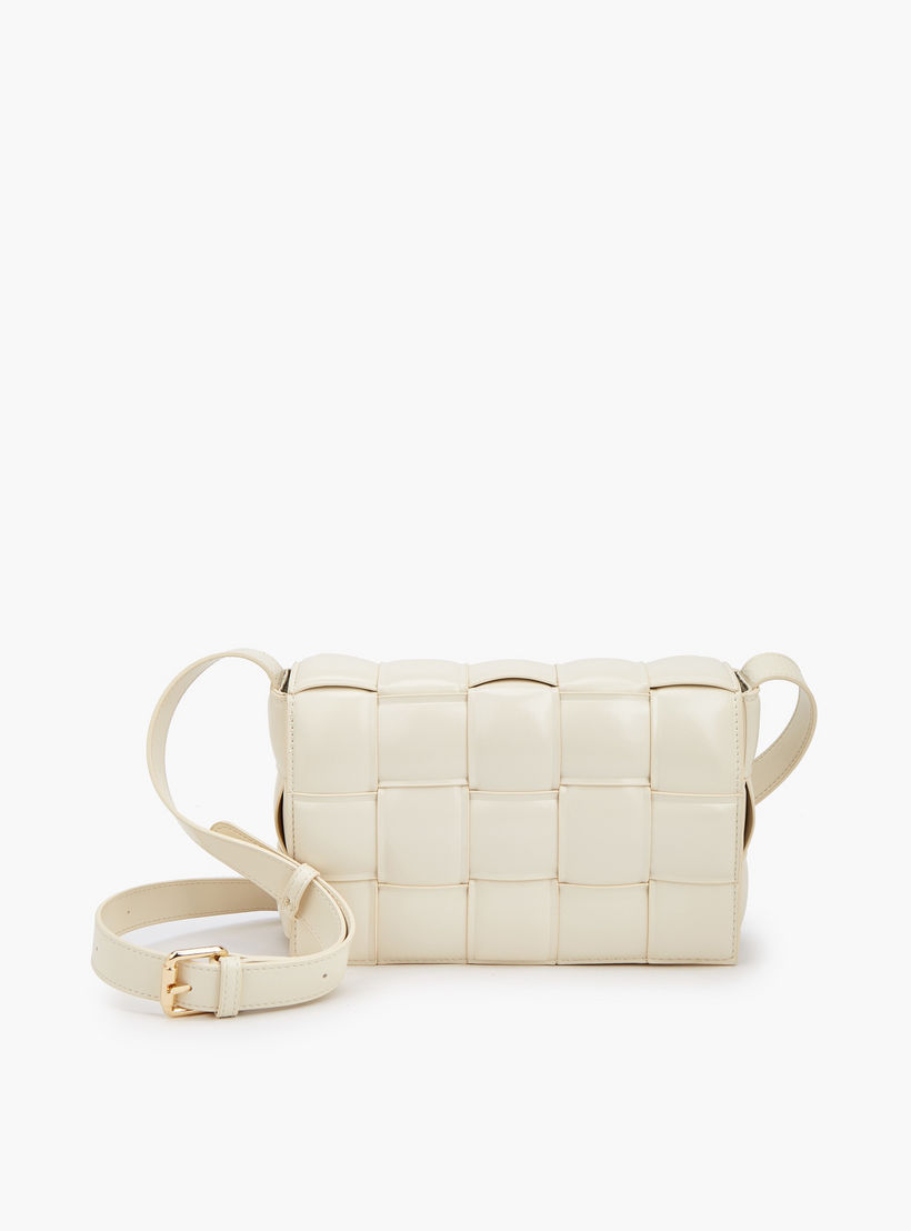 شنطة كروسبودي مبطنة بحزام قابل للتعديل من سيليست-women-bagsandwallets-handbags-image-1