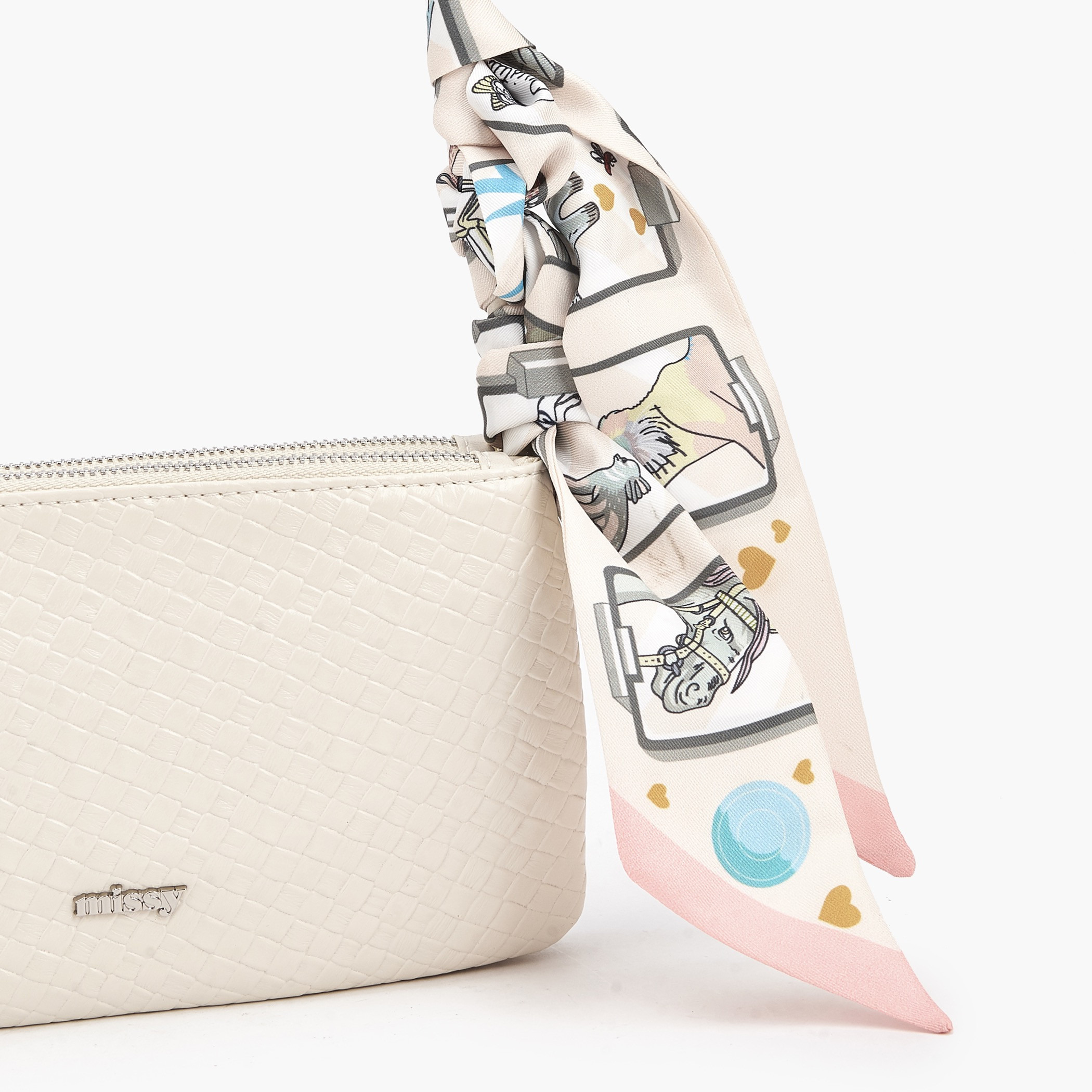 شنطة كروس بودي بارزة الملمس بحزام من ميسي-women-bagsandwallets-handbags-image-5