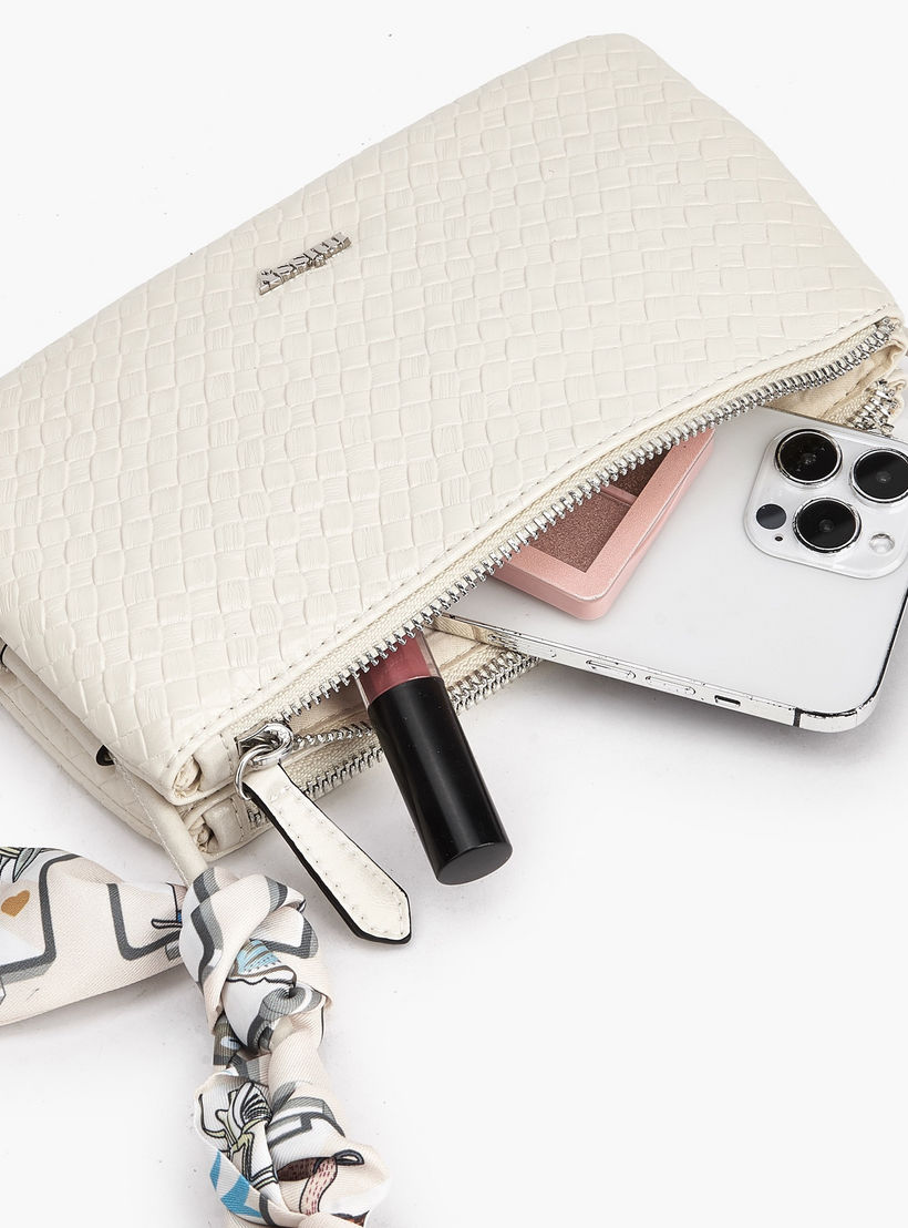 شنطة كروس بودي بارزة الملمس بحزام من ميسي-women-bagsandwallets-handbags-image-8