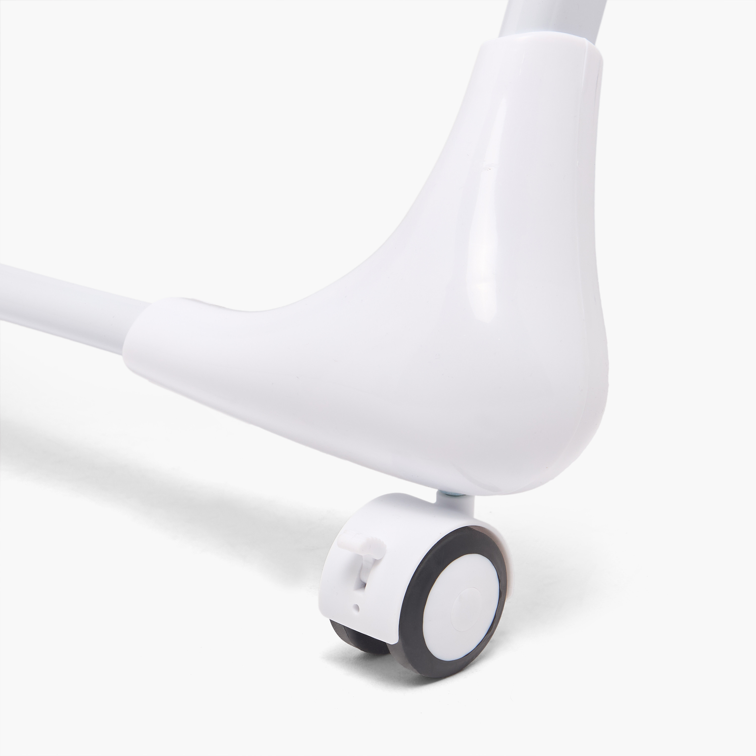 Juniors Mia Highchair-baby-feeding-highchairsandboosters-image-16