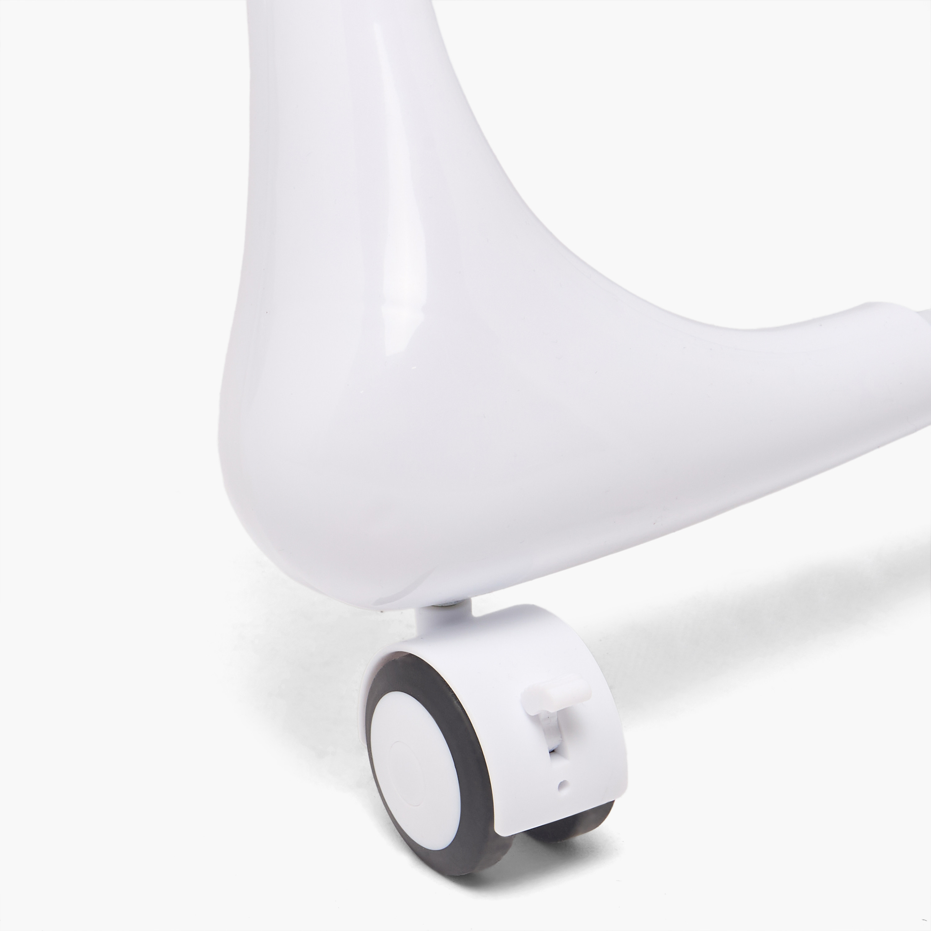Juniors Mia Highchair-baby-feeding-highchairsandboosters-image-16