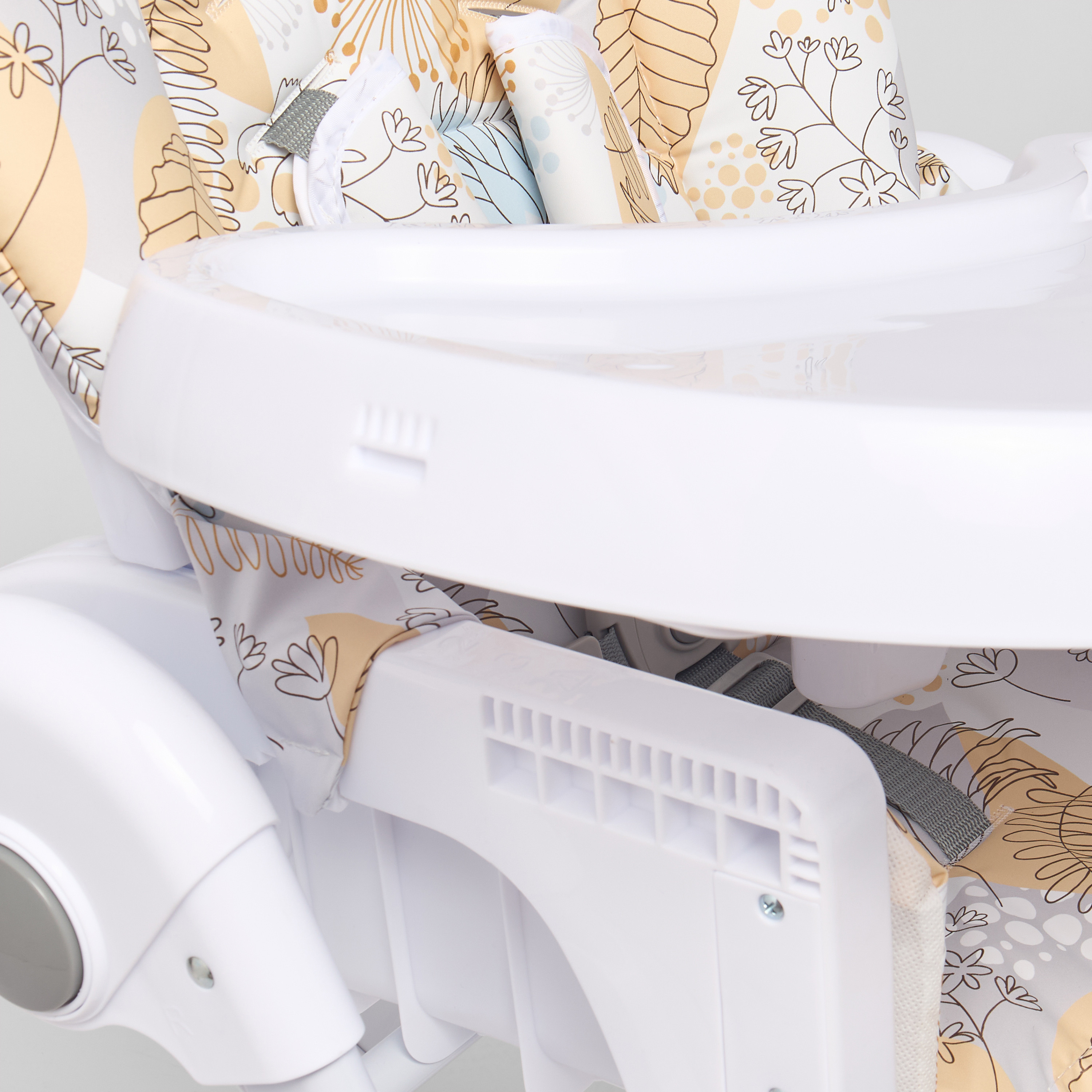 Juniors Mia Highchair-baby-feeding-highchairsandboosters-image-20