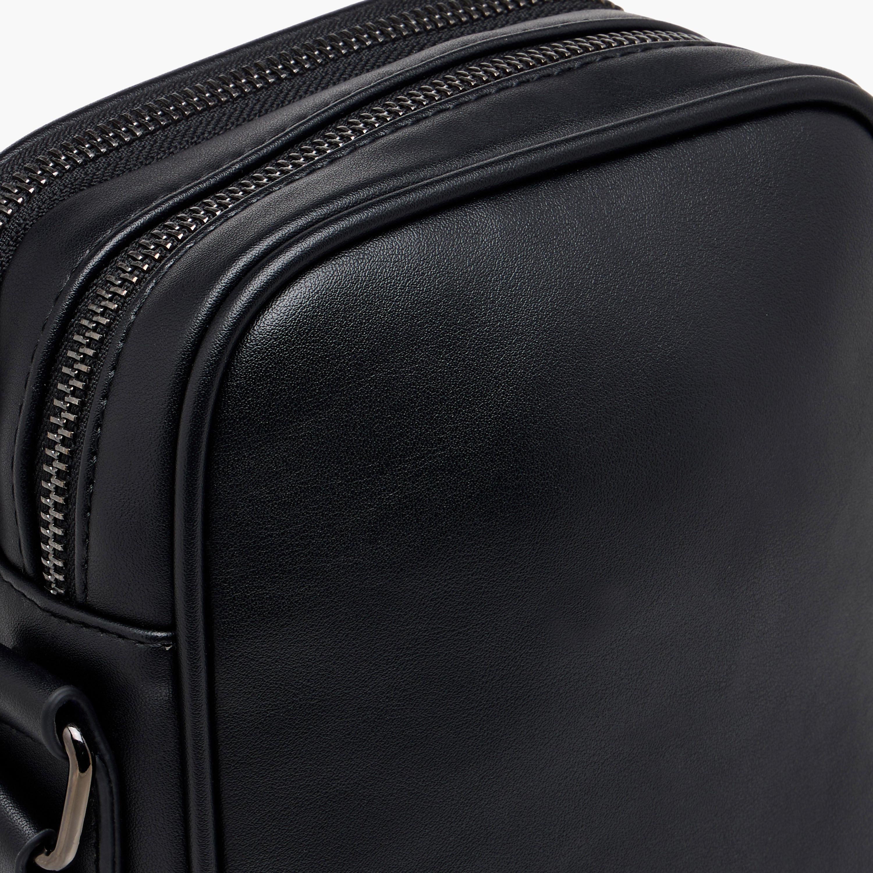 Duchini Men Adjustable Strap Crossbody Bag-men-bags-image-6