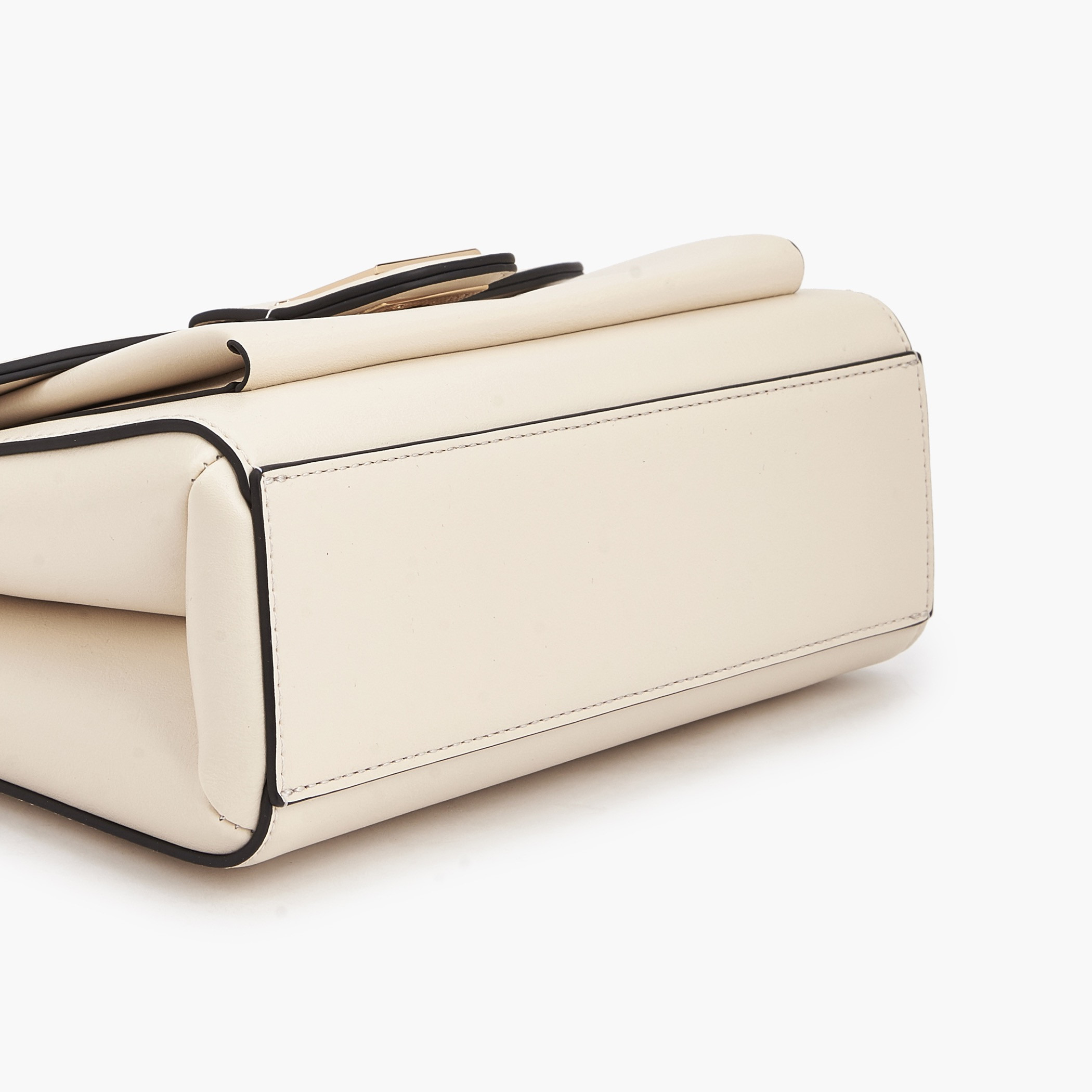 شنطة ساتشيل بارزة الملمس بقص ليزر وحزام قابل للفصل من إيل-women-bagsandwallets-handbags-image-6
