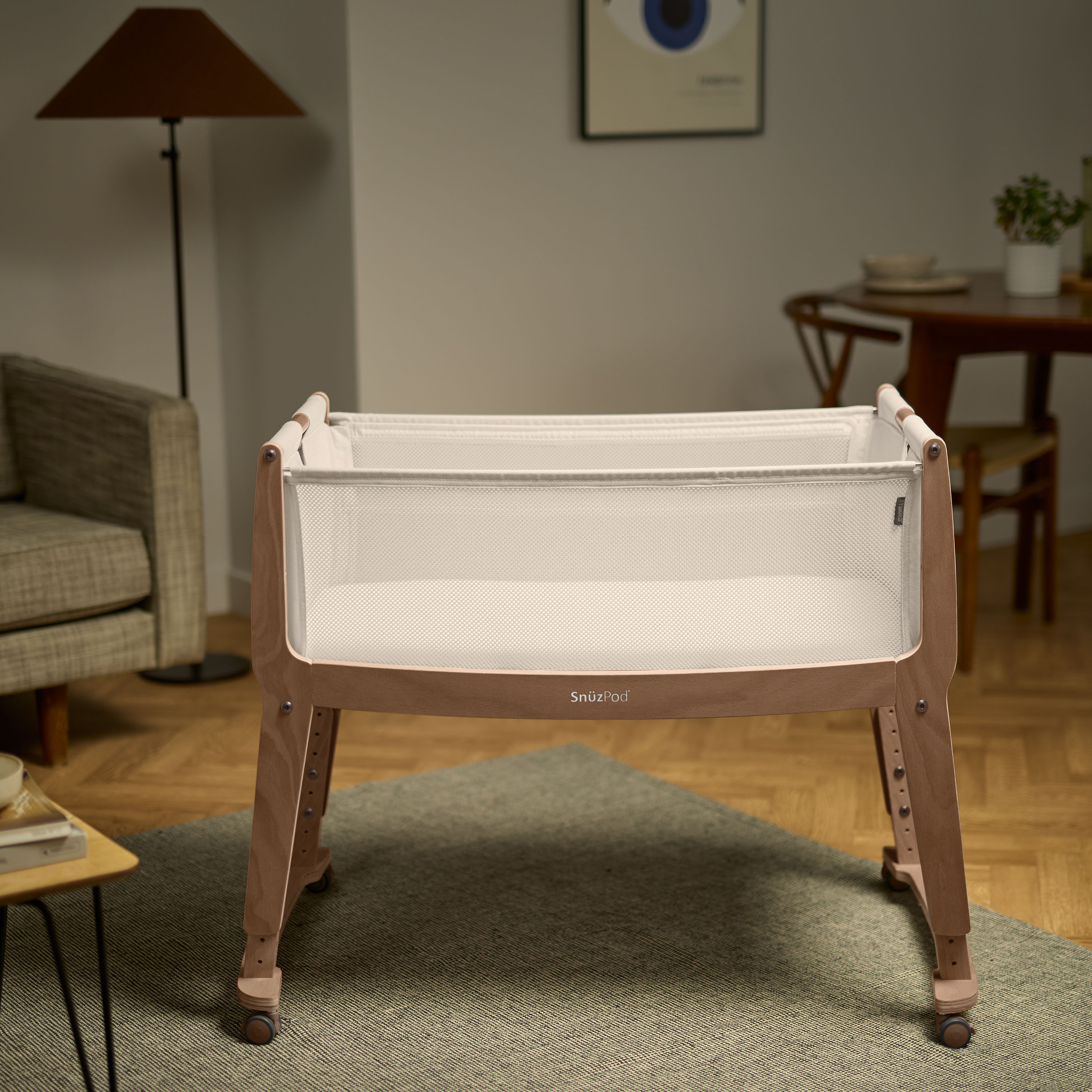 SnuzPod Studio Baby Bassinet with Mesh Panel-baby-nursery-furniture-cribsandbeds-bassinets-image-4