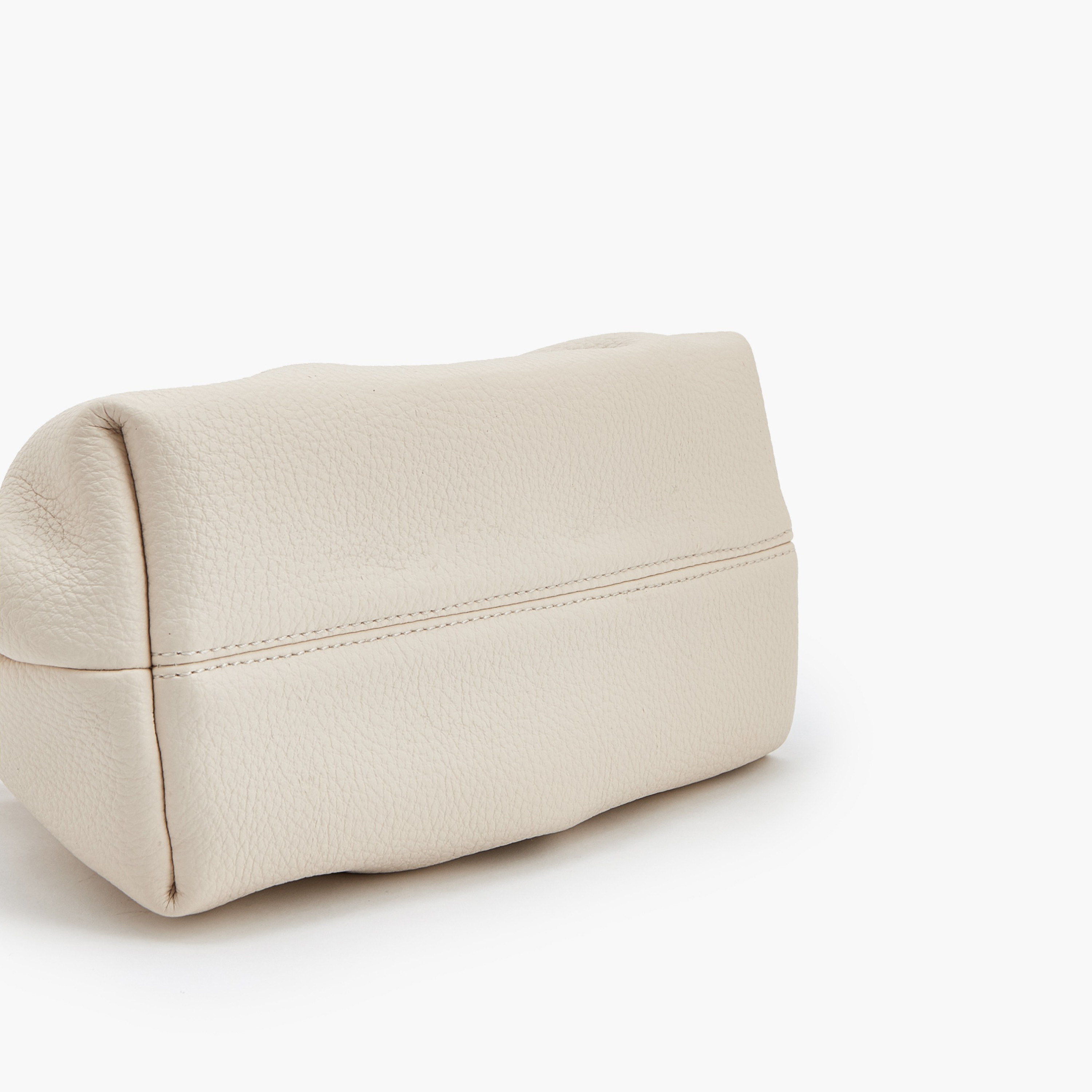 شنطة كروس بودي برباط إغلاق وحزام قابل للتعديل من سيليست-women-bagsandwallets-handbags-image-6