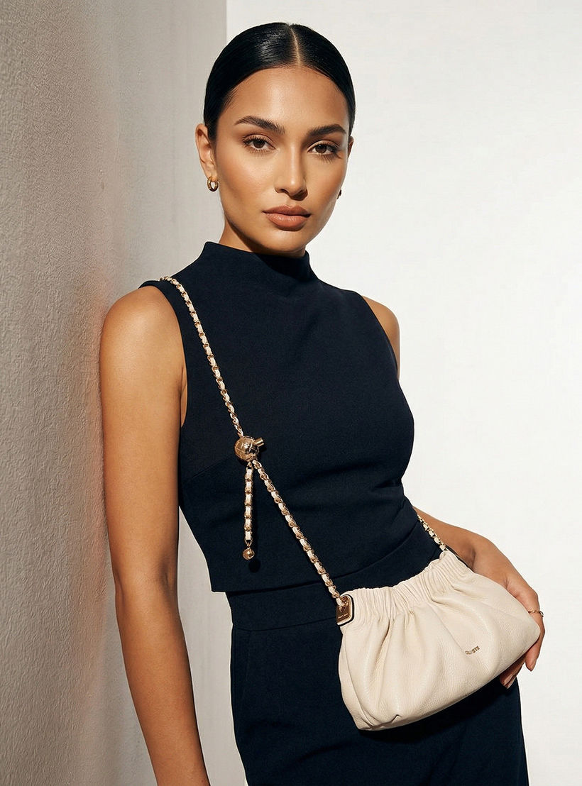 شنطة كروس بودي برباط إغلاق وحزام قابل للتعديل من سيليست-women-bagsandwallets-handbags-image-8