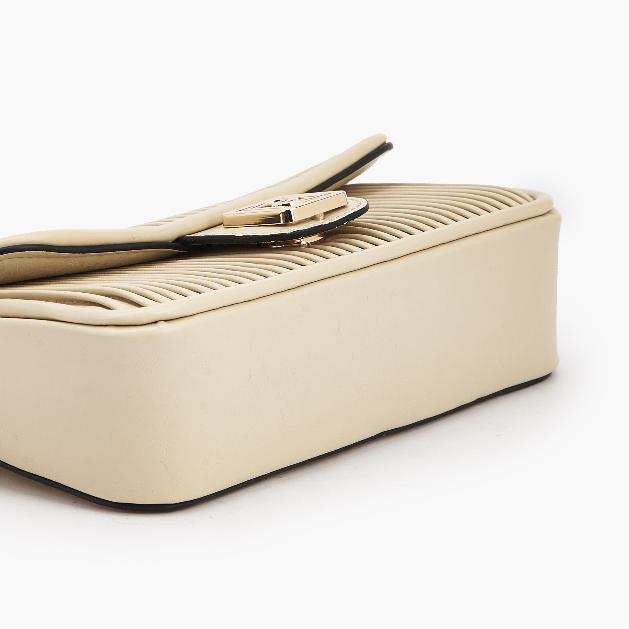 شنطة كروس بودي بكسرات وحزام سلسلة من بابريكا-women-bagsandwallets-handbags-image-7