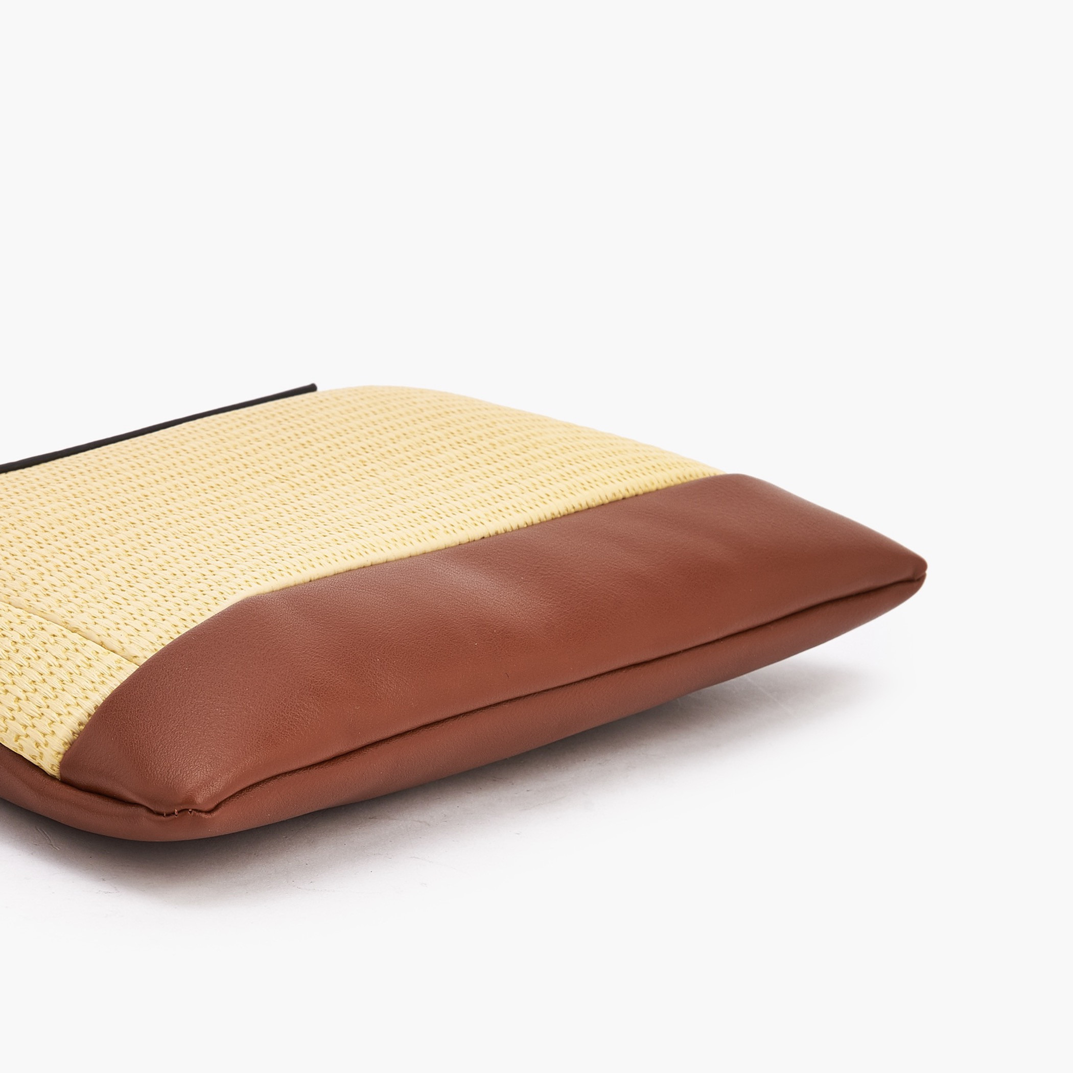 شنطة كلاتش بارزة الملمس بحزام يد قابل للفصل من بابريكا-women-bagsandwallets-handbags-image-5