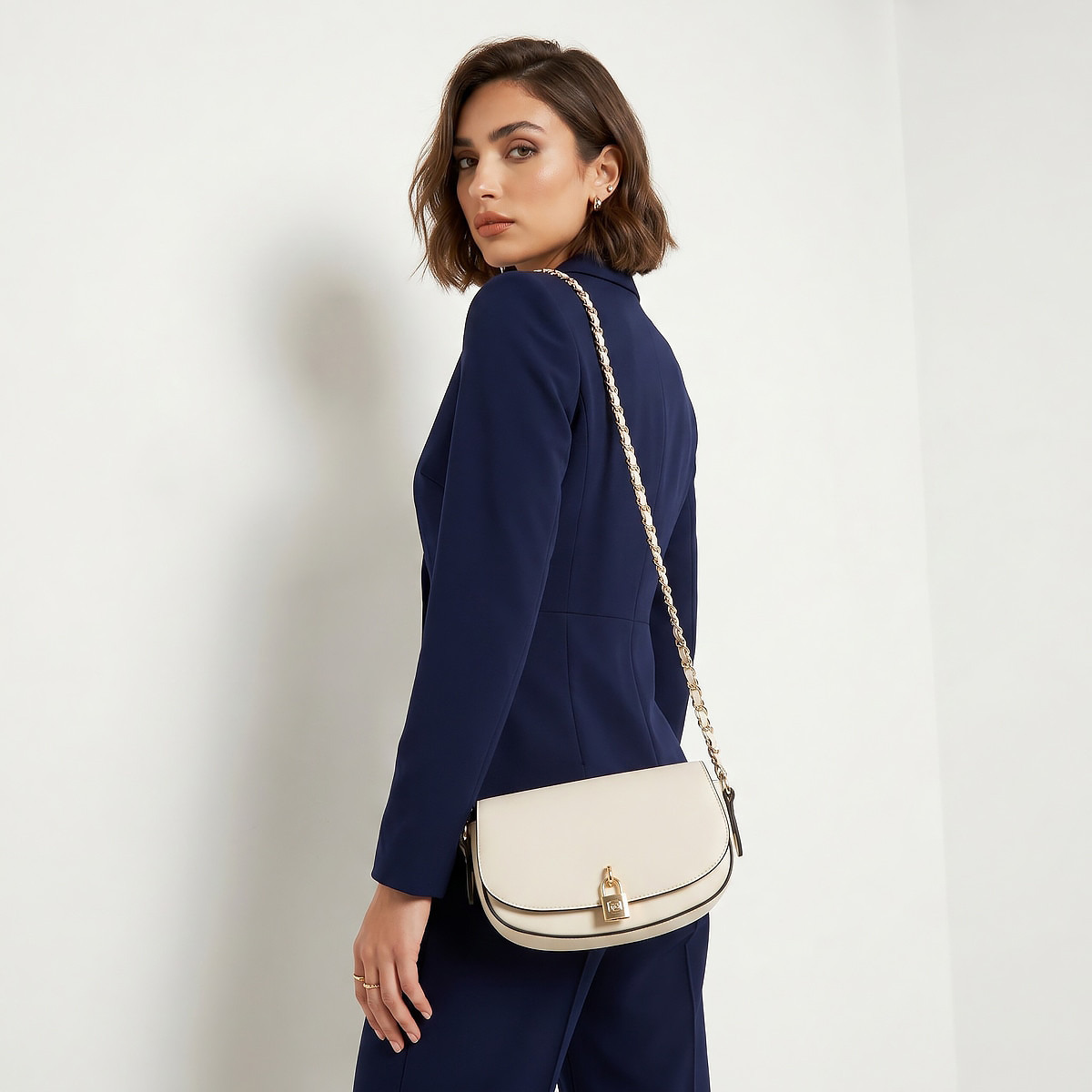 شنطة كروس بودي سادة بحزام سلسلة من بابريكا-women-bagsandwallets-handbags-image-8