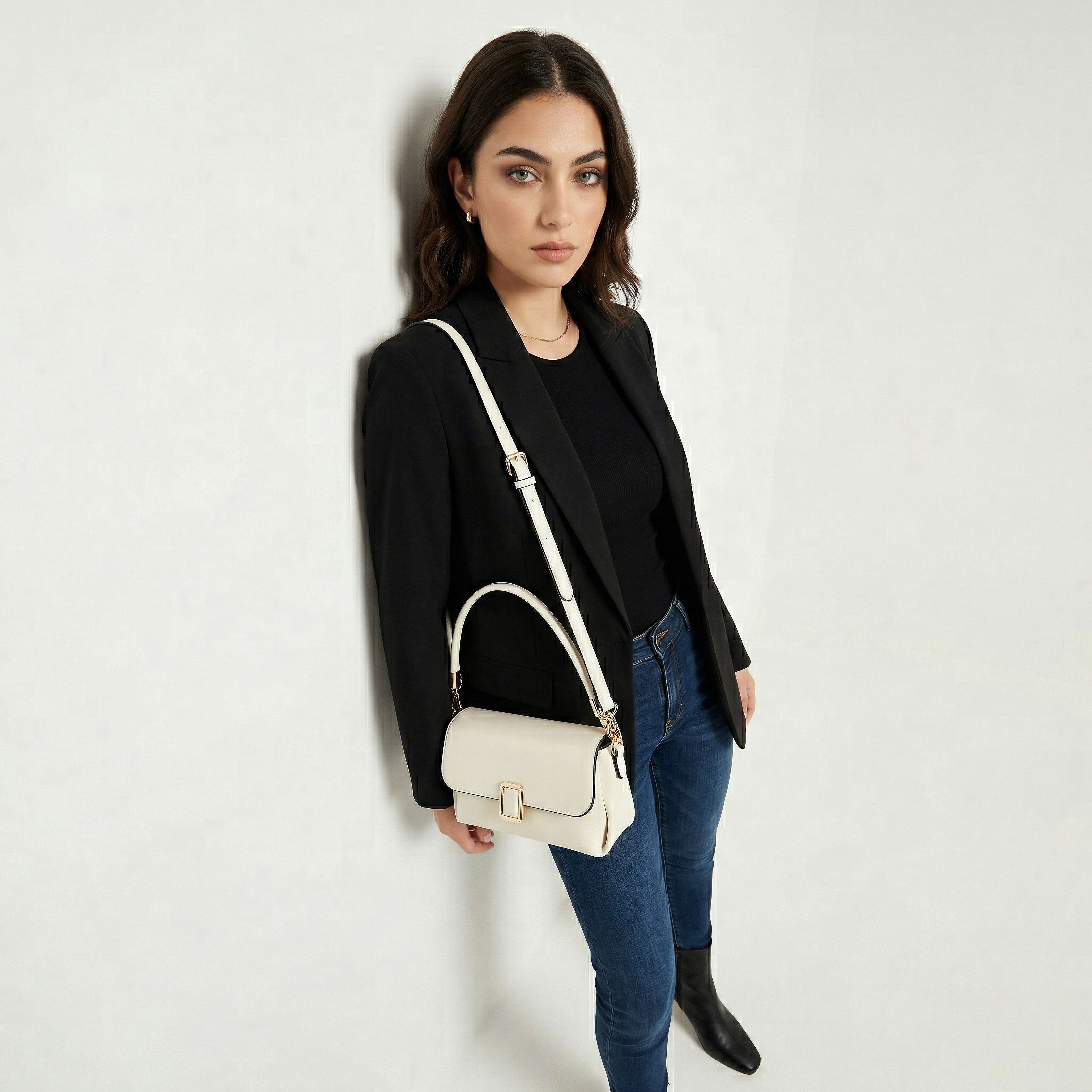 Paprika Solid Crossbody Bag with Detachable Strap-women-bagsandwallets-handbags-image-2