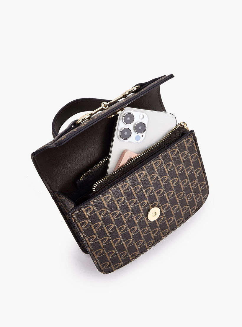 شنطة ساتشل بطبعات مونوجرام وزر إغلاق من بابريكا-women-bagsandwallets-handbags-image-3