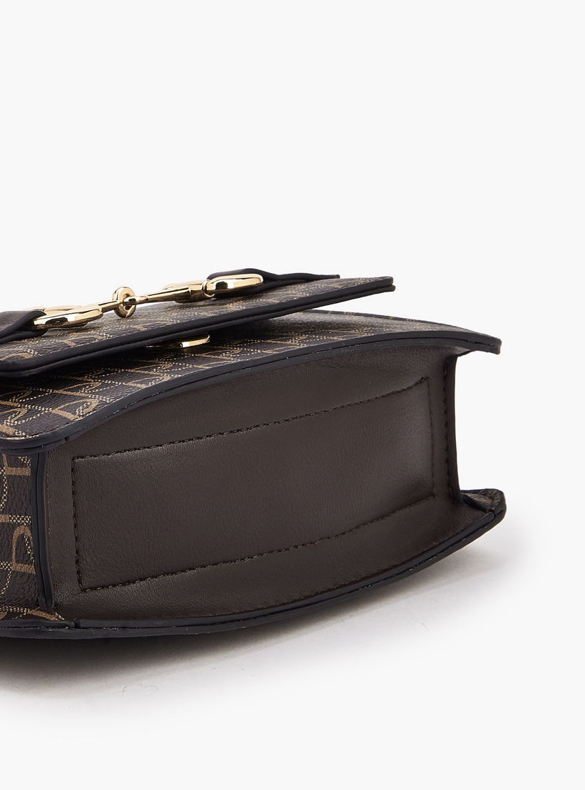 شنطة ساتشل بطبعات مونوجرام وزر إغلاق من بابريكا-women-bagsandwallets-handbags-image-7