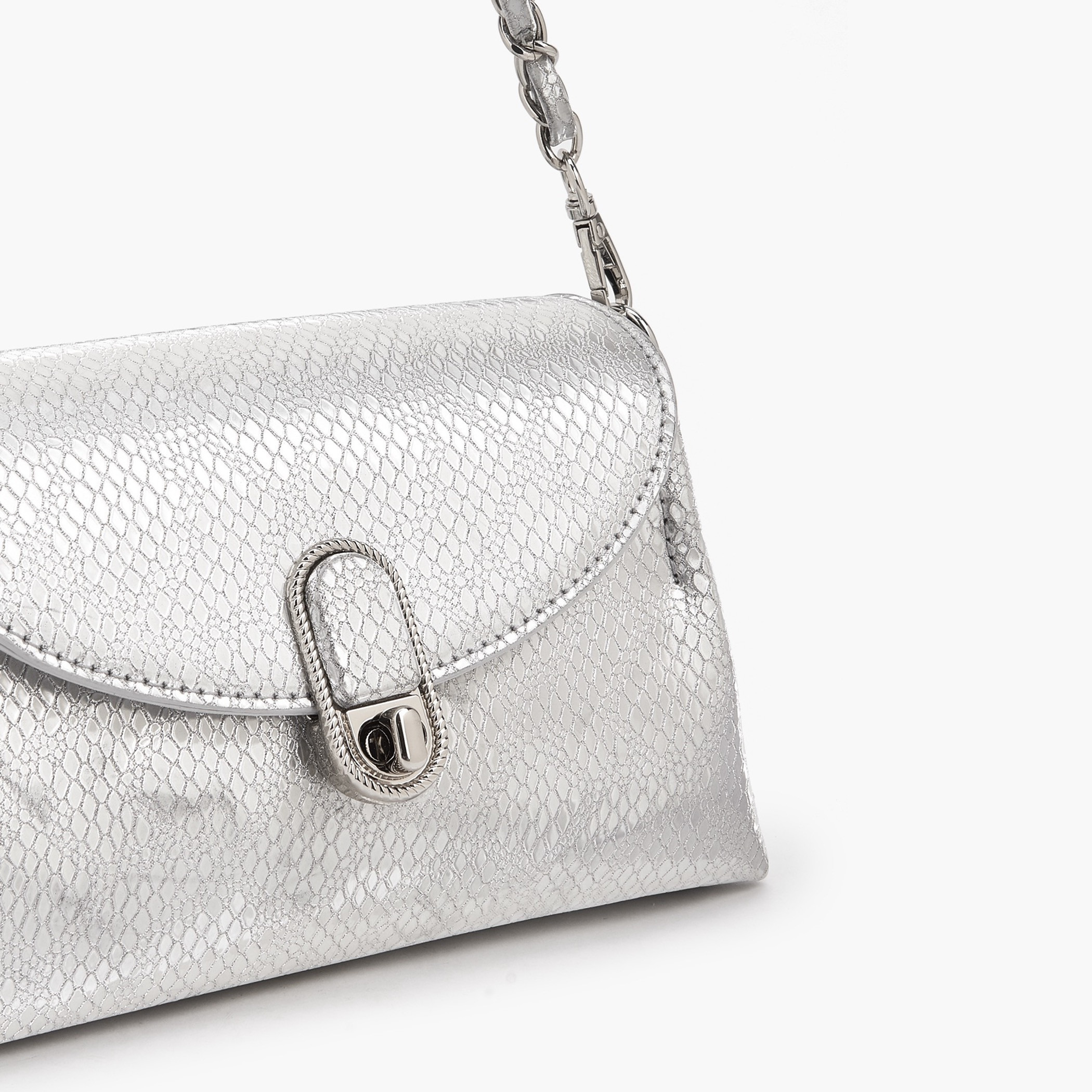 شنطة كروس بودي بارزة الملمس ميتاليك بقفل إغلاق ملتوي من بابريكا-women-bagsandwallets-handbags-image-9