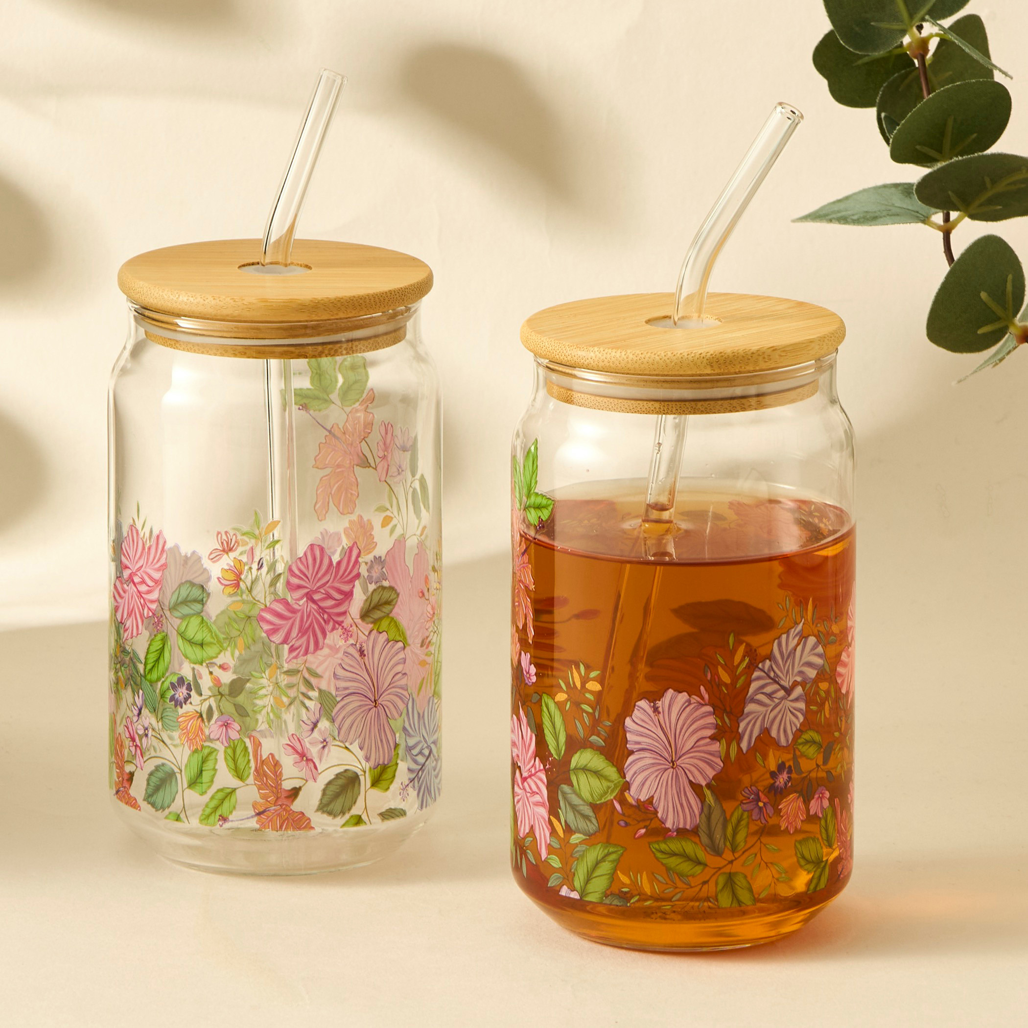 أكواب زجاج بطبعات أزهار وقشّة - طقم من قطعتين-household-dining-teaandcoffee-travelmugsandsippers-image-4