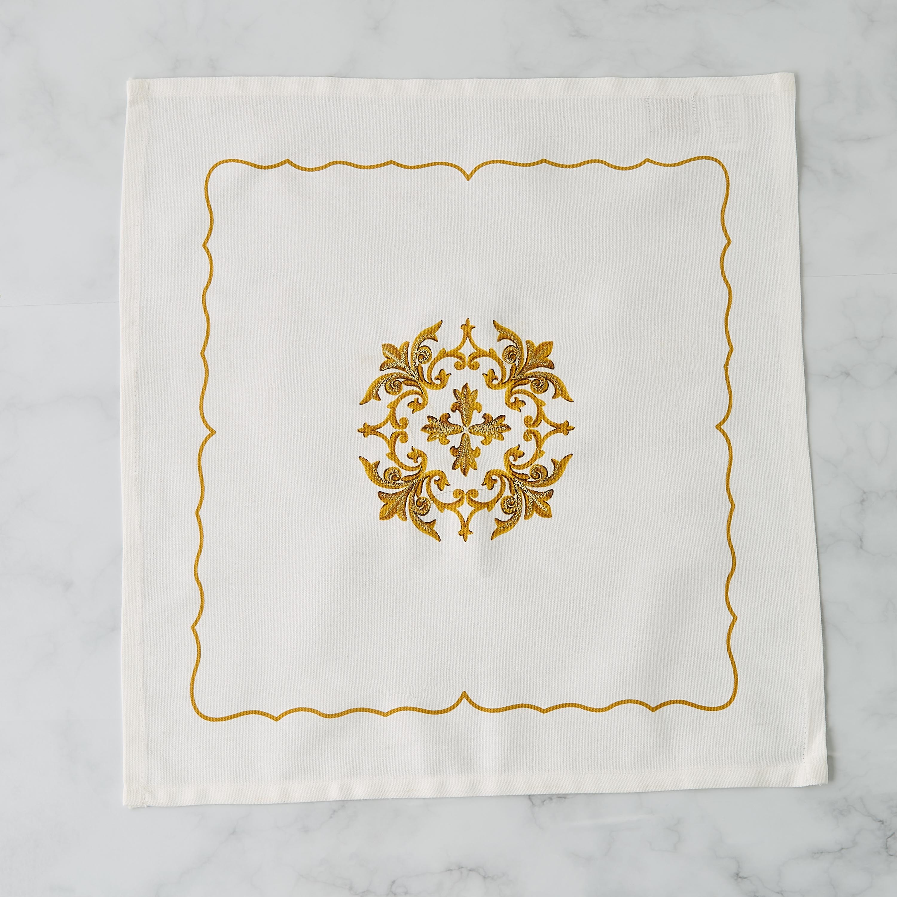 Gia Como 4-Piece Floral Print Napkin Set - 45x45 cms-household-dining-tablelinen-napkinsandaccessories-image-2