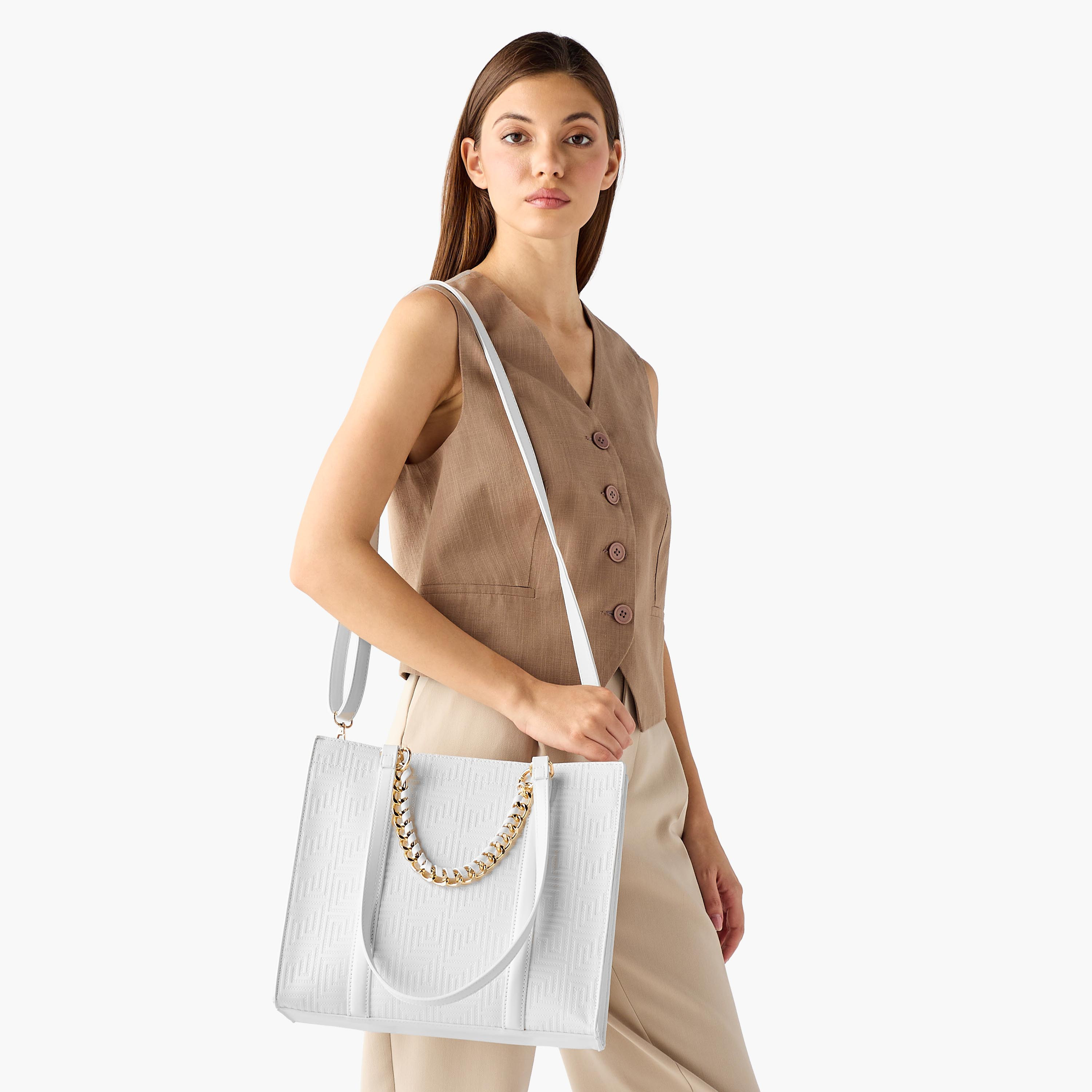 شنطة توتي بارزة الملمس بتفاصيل سلسلة شي من ساشا-women-bagsandwallets-handbags-image-2