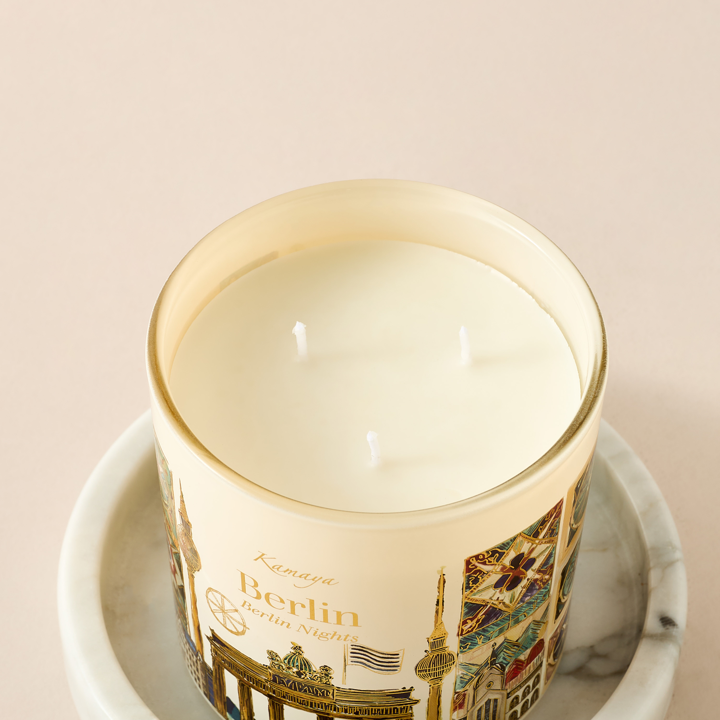 Kamaya Berlin Nights Scented Jar Candle - 400 gms-household-homefragrance-candles-image-3