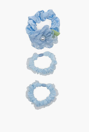 طقم من 3 سكرنشي بزينة لؤلؤ من تشارمز-girls-accessories-hairaccessories-image-1