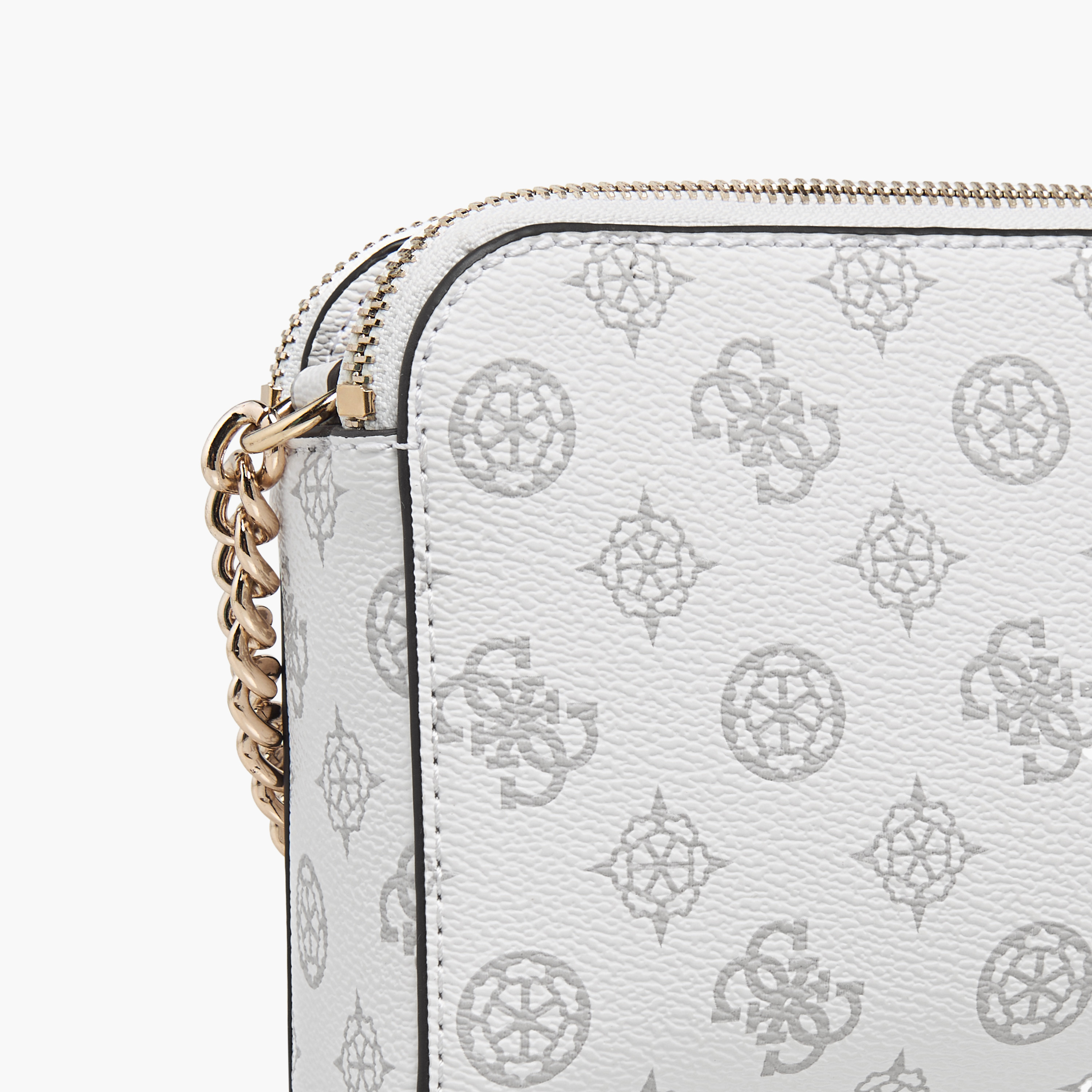 شنطة كروس بودي بطبعات وبحزام سلسلة إيكو إريكا من جيس-women-bagsandwallets-handbags-image-6