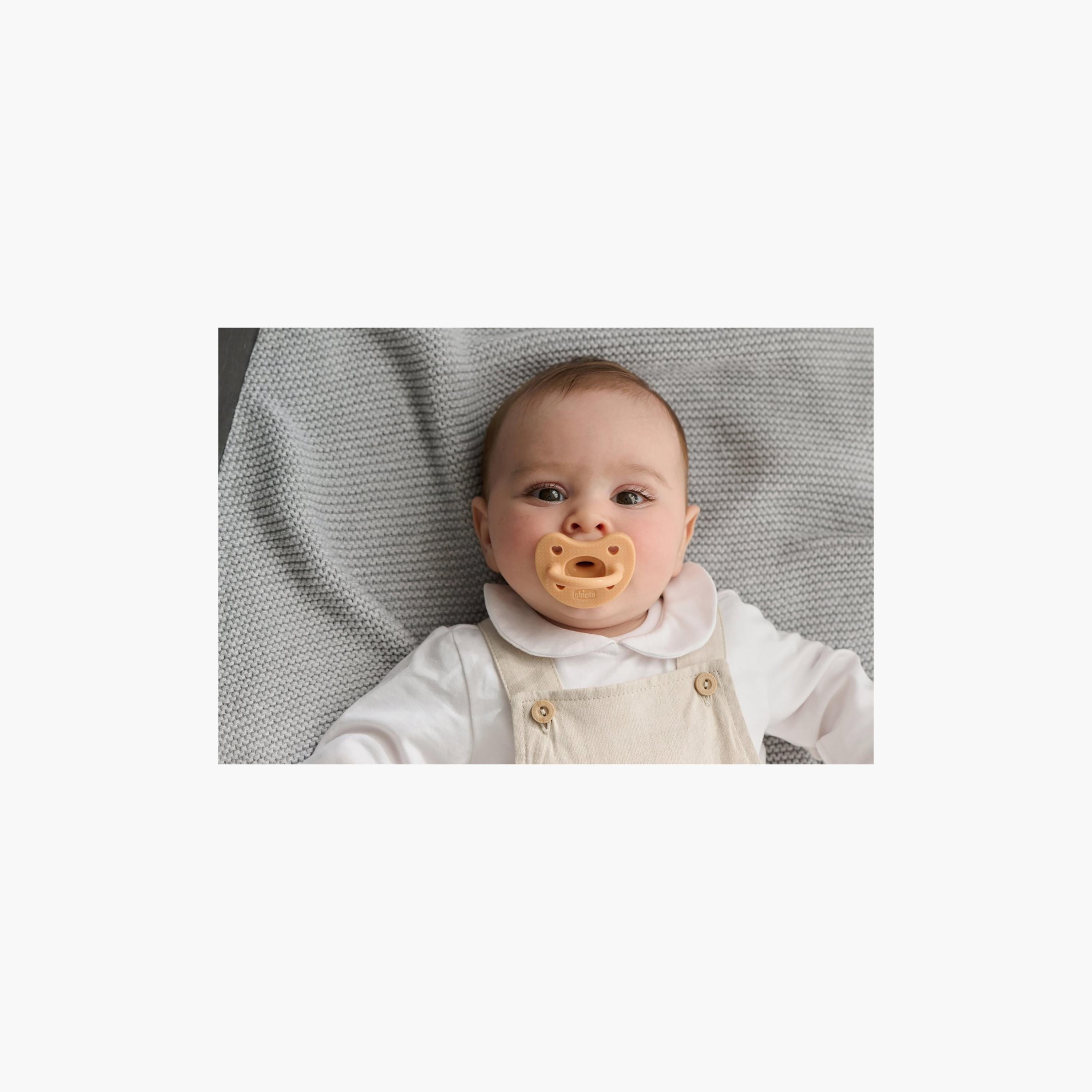 Chicco 2-Piece PhysioForma Luxe Soft Silicone Soother - 16-36 Months - Orange/Transparent-baby-feeding-pacifiers-image-3
