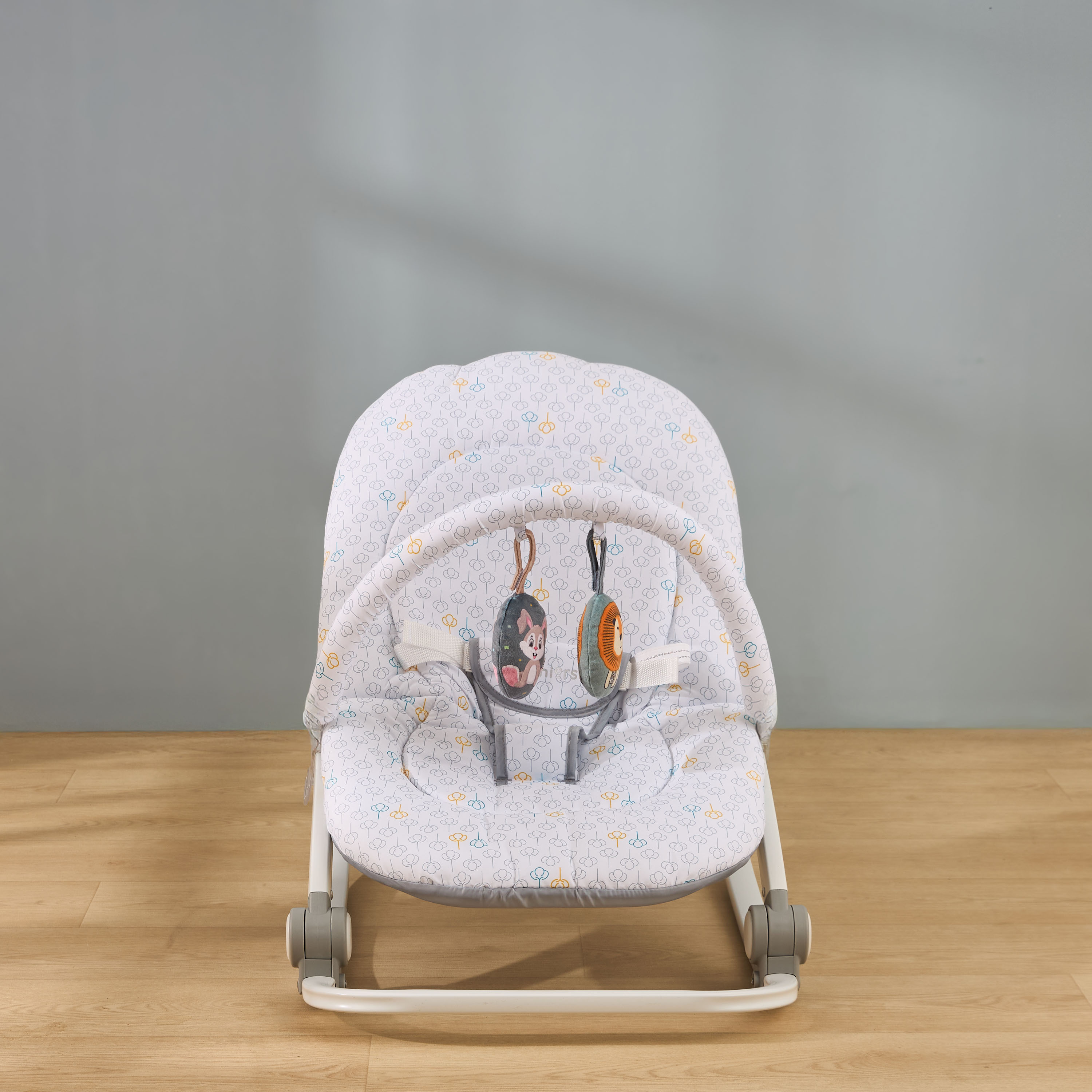 Juniors Oasis Baby Rocker-baby-infantactivity-rockers-image-2