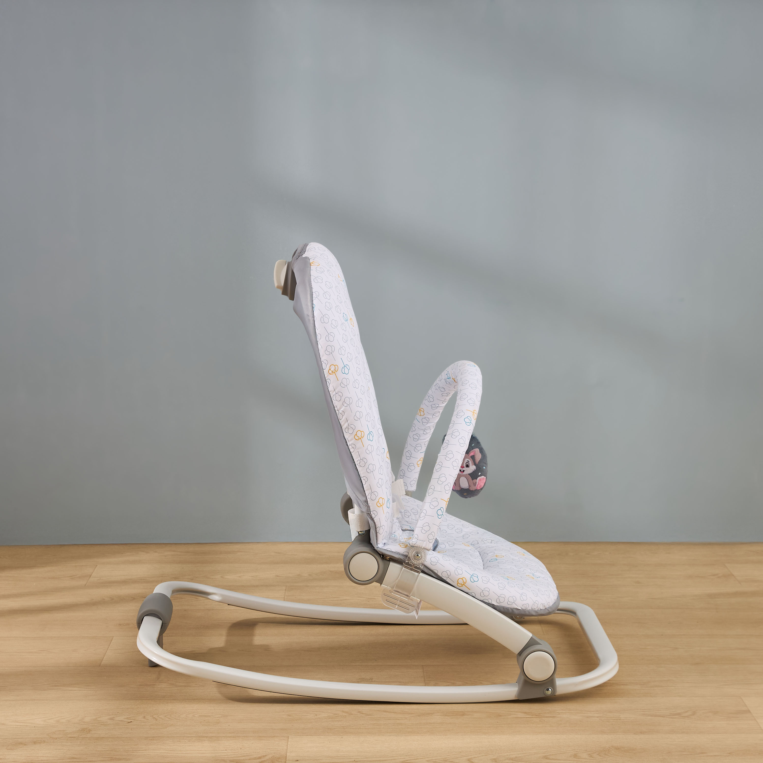 Juniors Oasis Baby Rocker-baby-infantactivity-rockers-image-3