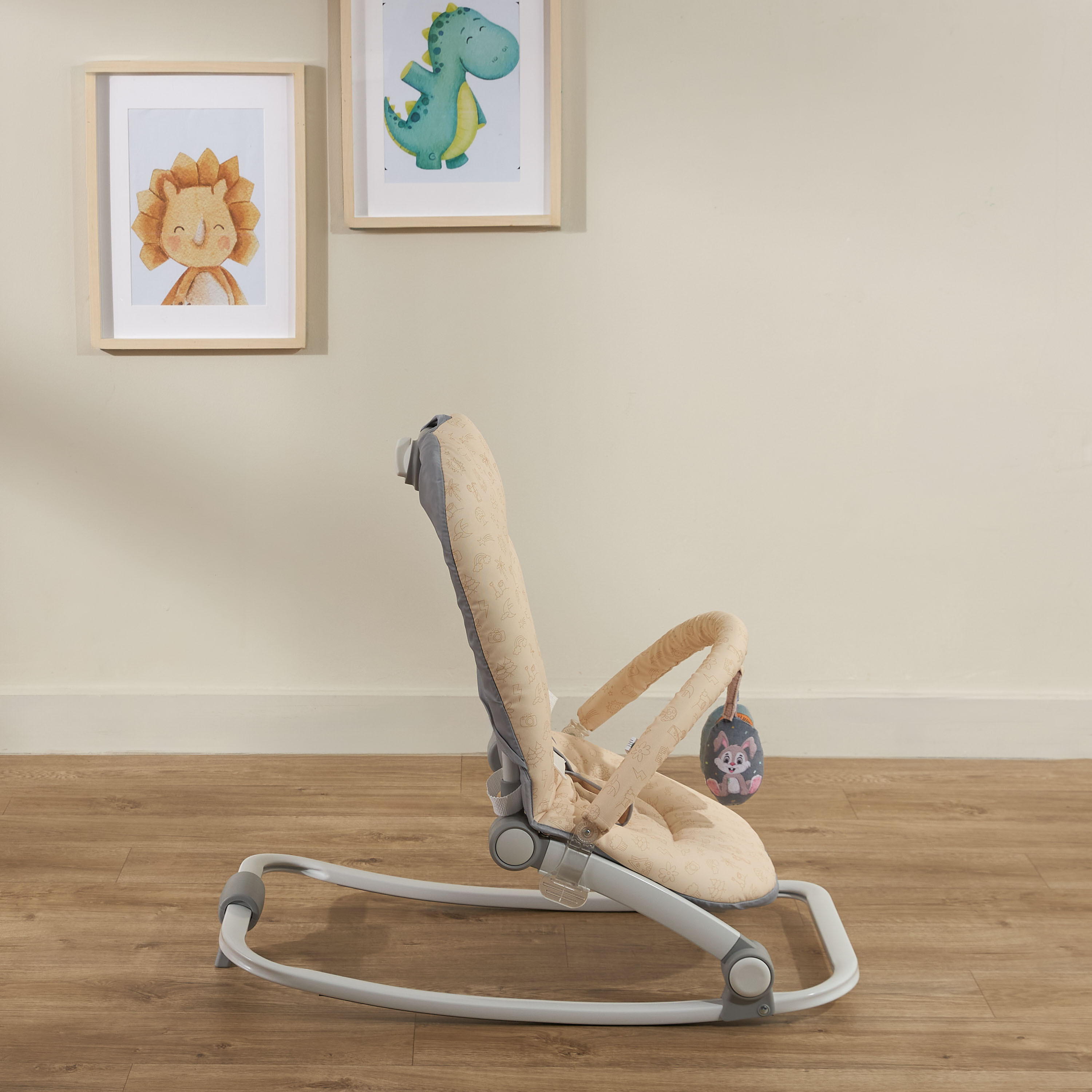 كرسي هزّاز للأطفال أوايسيس من جونيورز-baby-infantactivity-rockers-image-3