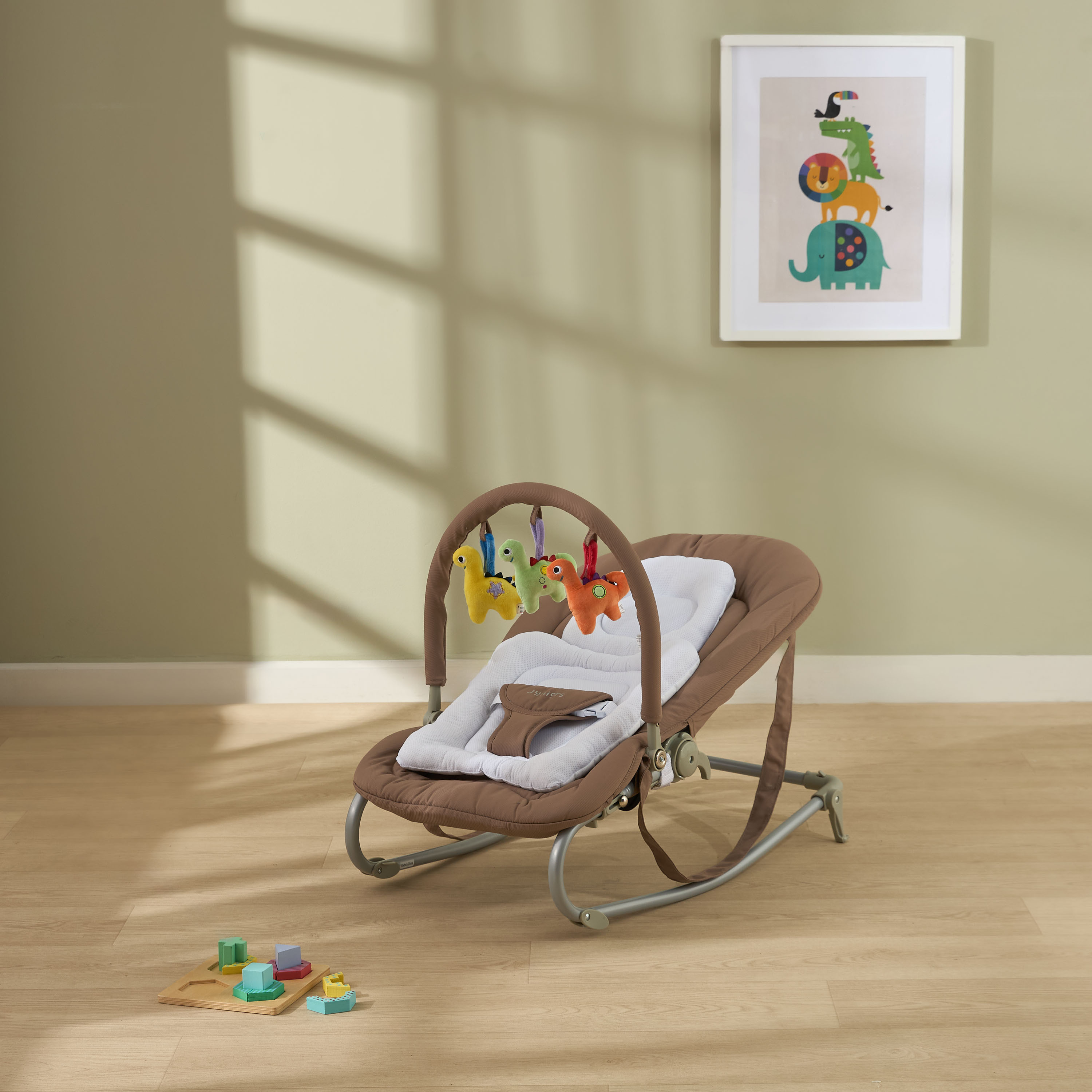 كرسي هزّاز للأطفال من جونيورز-baby-infantactivity-rockers-image-1