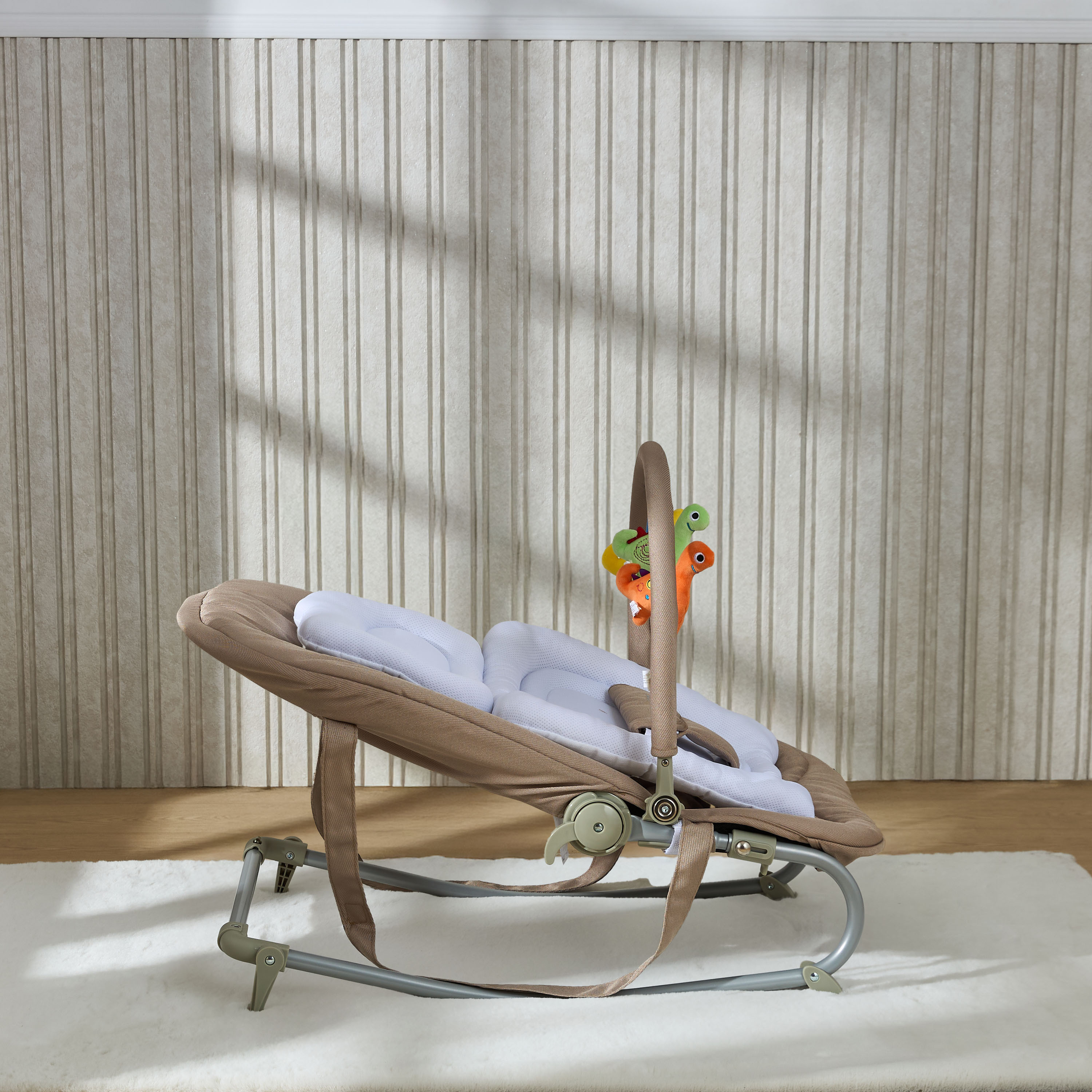 Juniors Baby Rocker-baby-infantactivity-rockers-image-5