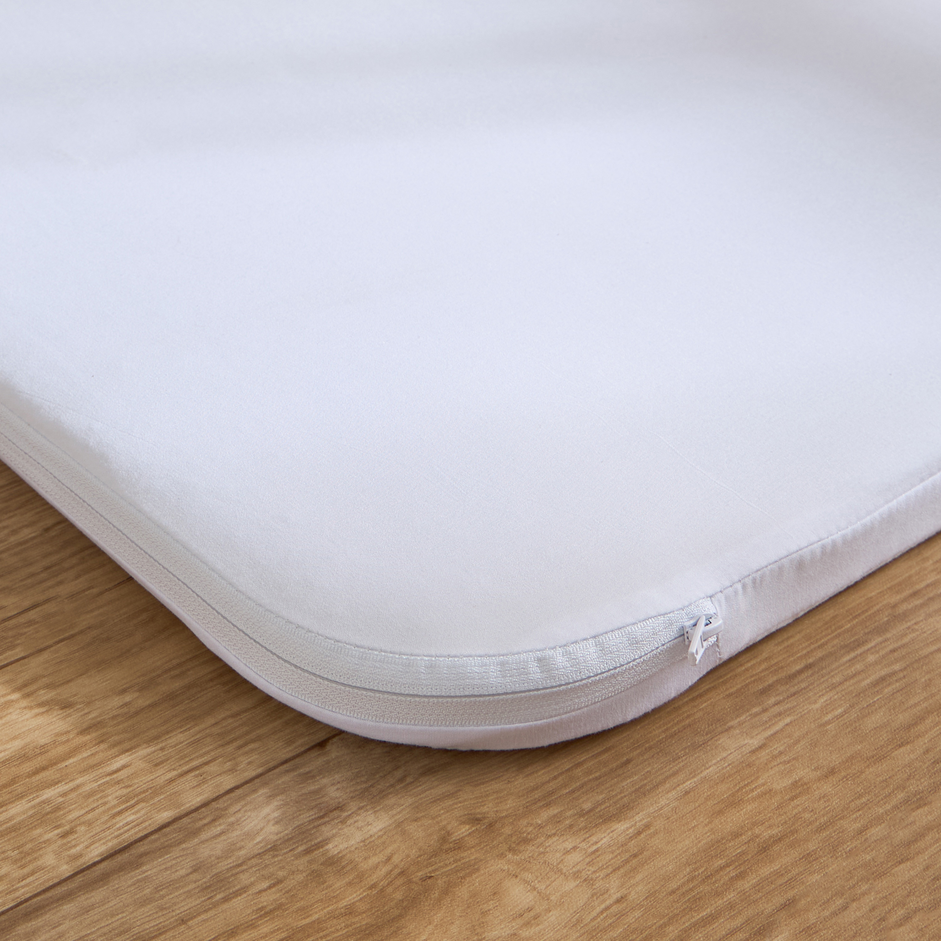 Mastela Sense Balance Baby Bassinet with Mosquito Net-baby-nursery-furniture-cribsandbeds-bassinets-image-13