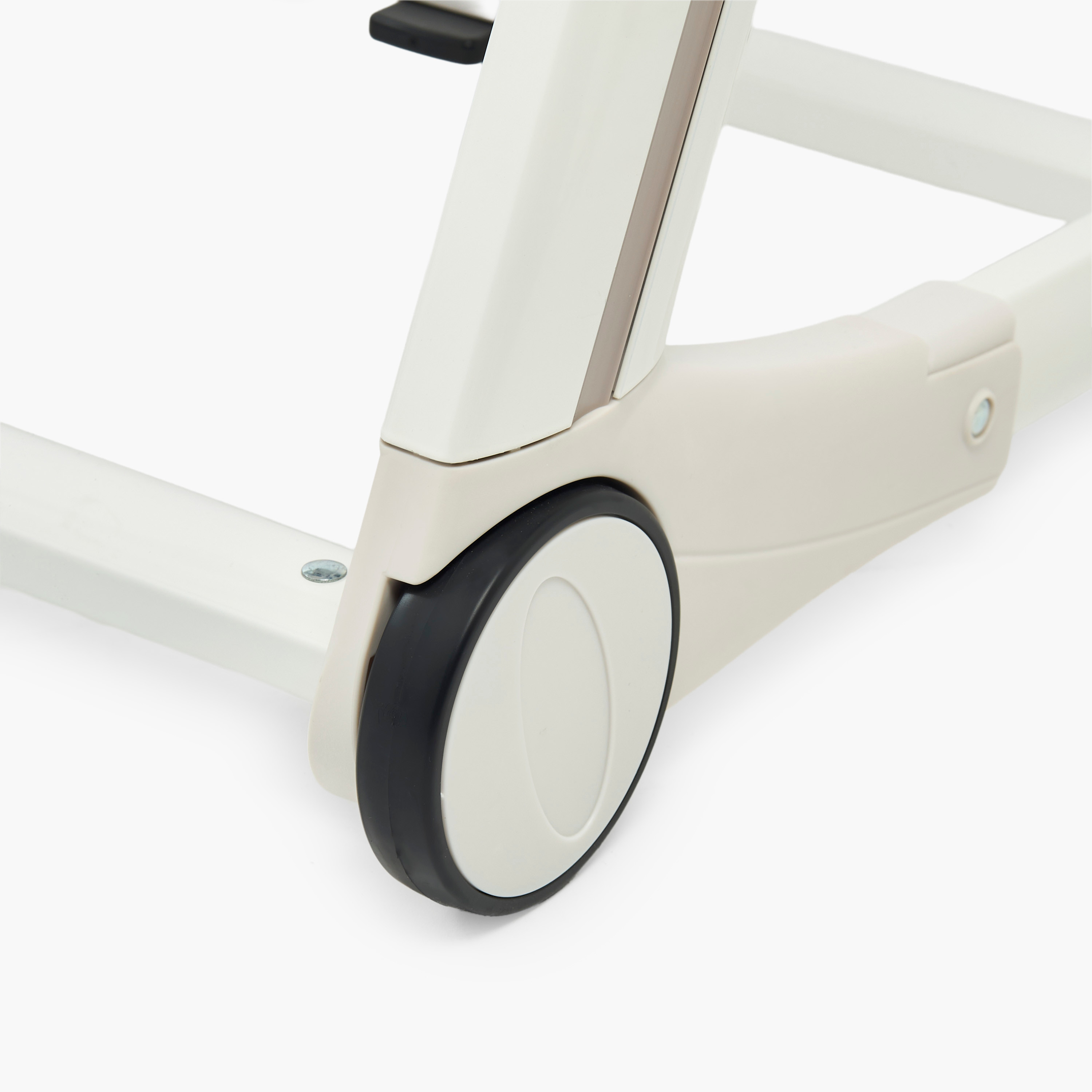 Giggles Olivia High Chair with 5 Position Height Adjustment-baby-feeding-highchairsandboosters-image-16