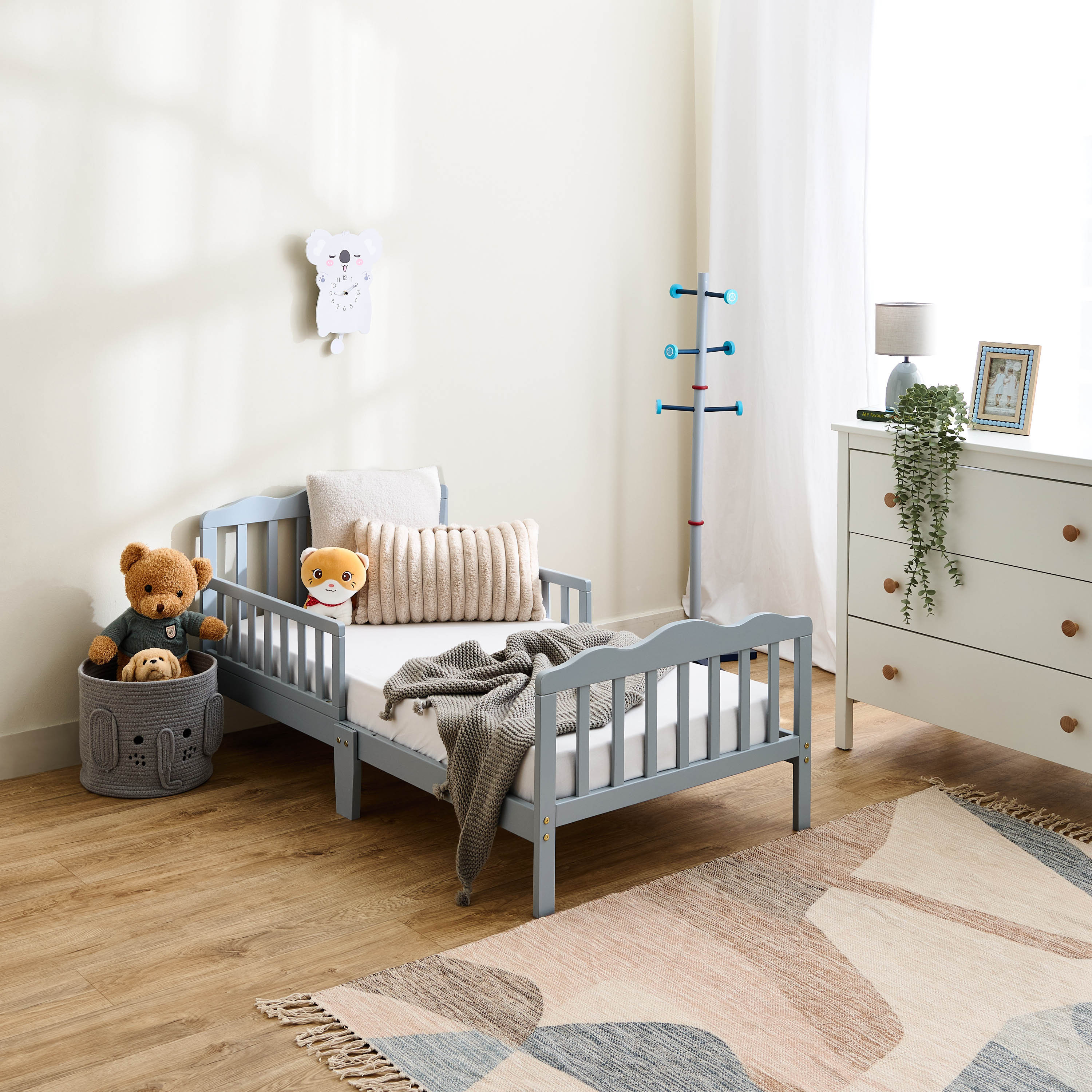 Little Bloomers Cuby Baby Bed with Safety Rails-baby-nursery-furniture-cribsandbeds-beds-image-7