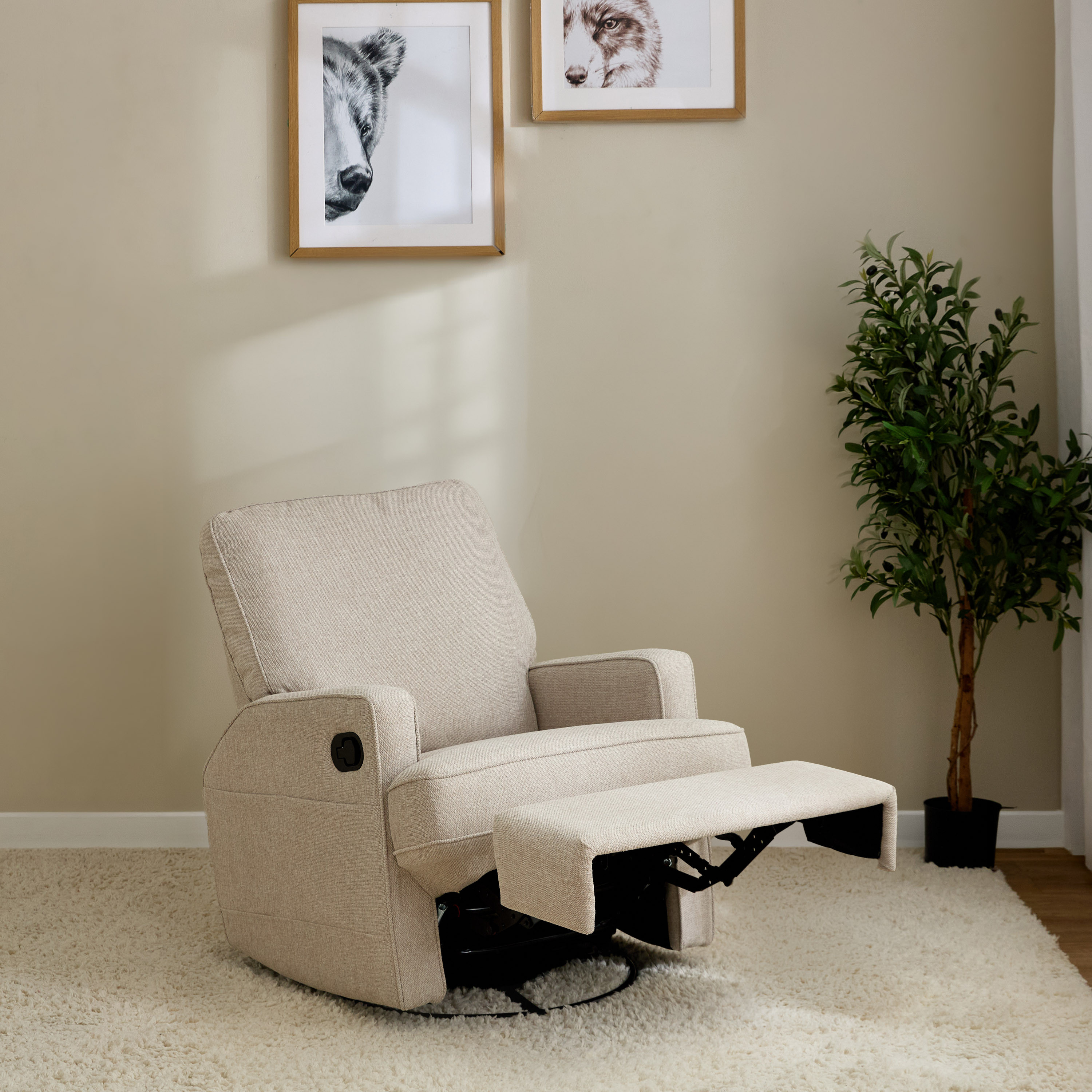 كرسي هزاز بمسند قدم كوين من جيجلز-baby-nursery-furniture-chairsandtables-image-2