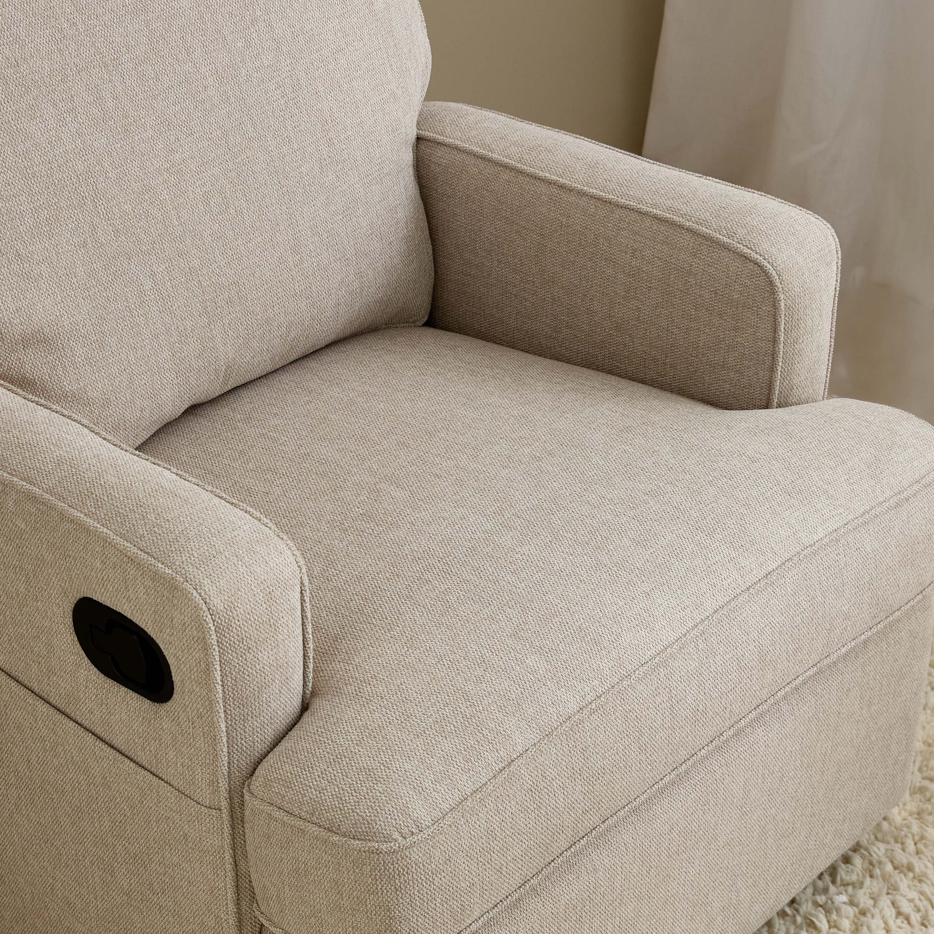 كرسي هزاز بمسند قدم كوين من جيجلز-baby-nursery-furniture-chairsandtables-image-5