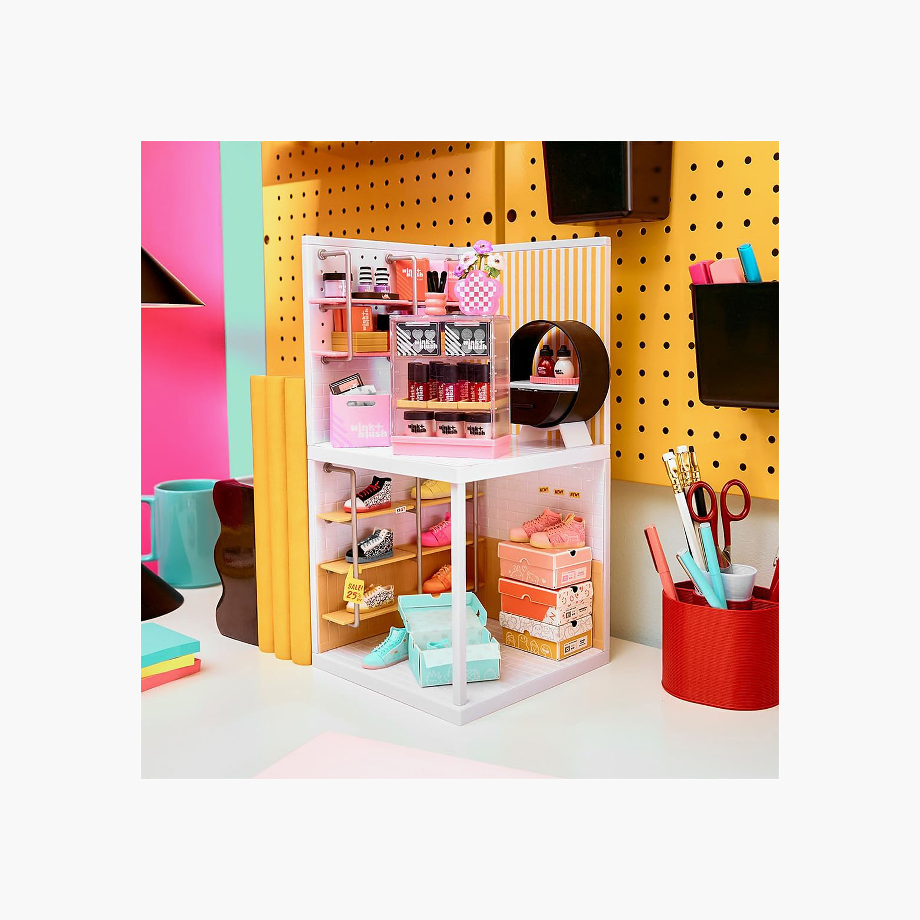 Miniverse Spaces Pizza Diner Playset-toys-noveltyandcollectibles-collectibles-image-10