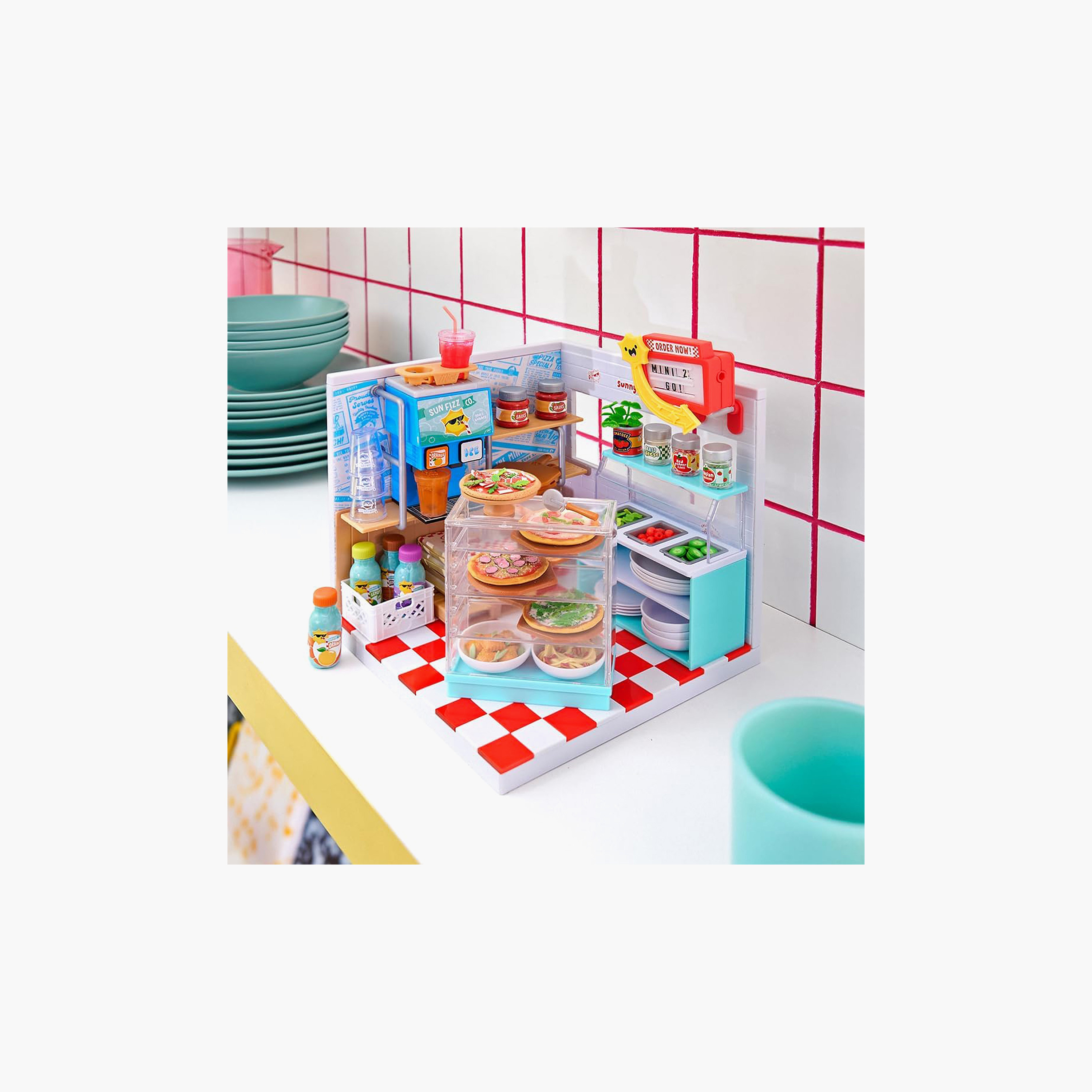 Miniverse Spaces Pizza Diner Playset-toys-noveltyandcollectibles-collectibles-image-7