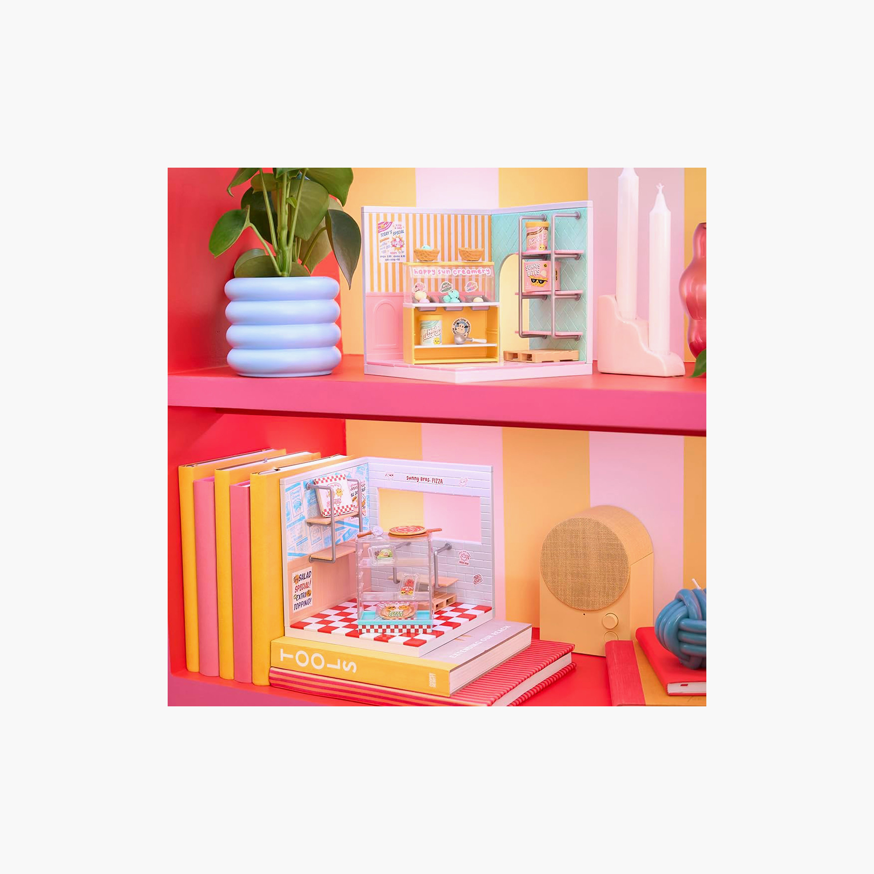 Miniverse Spaces Pizza Diner Playset-toys-noveltyandcollectibles-collectibles-image-9