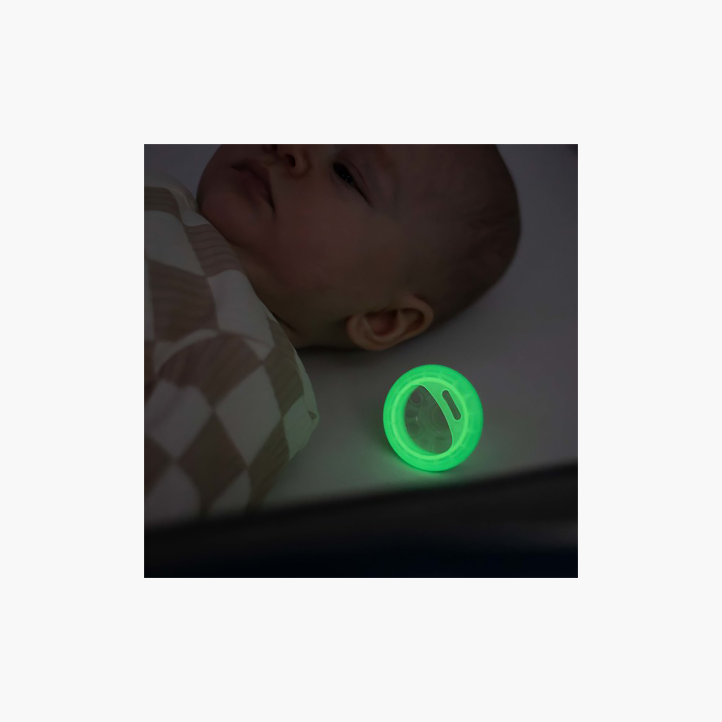 Tommee Tippee 2-Piece Glow In The Dark Breast-Like Soother - 6-18 months - Blue-baby-feeding-pacifiers-image-5