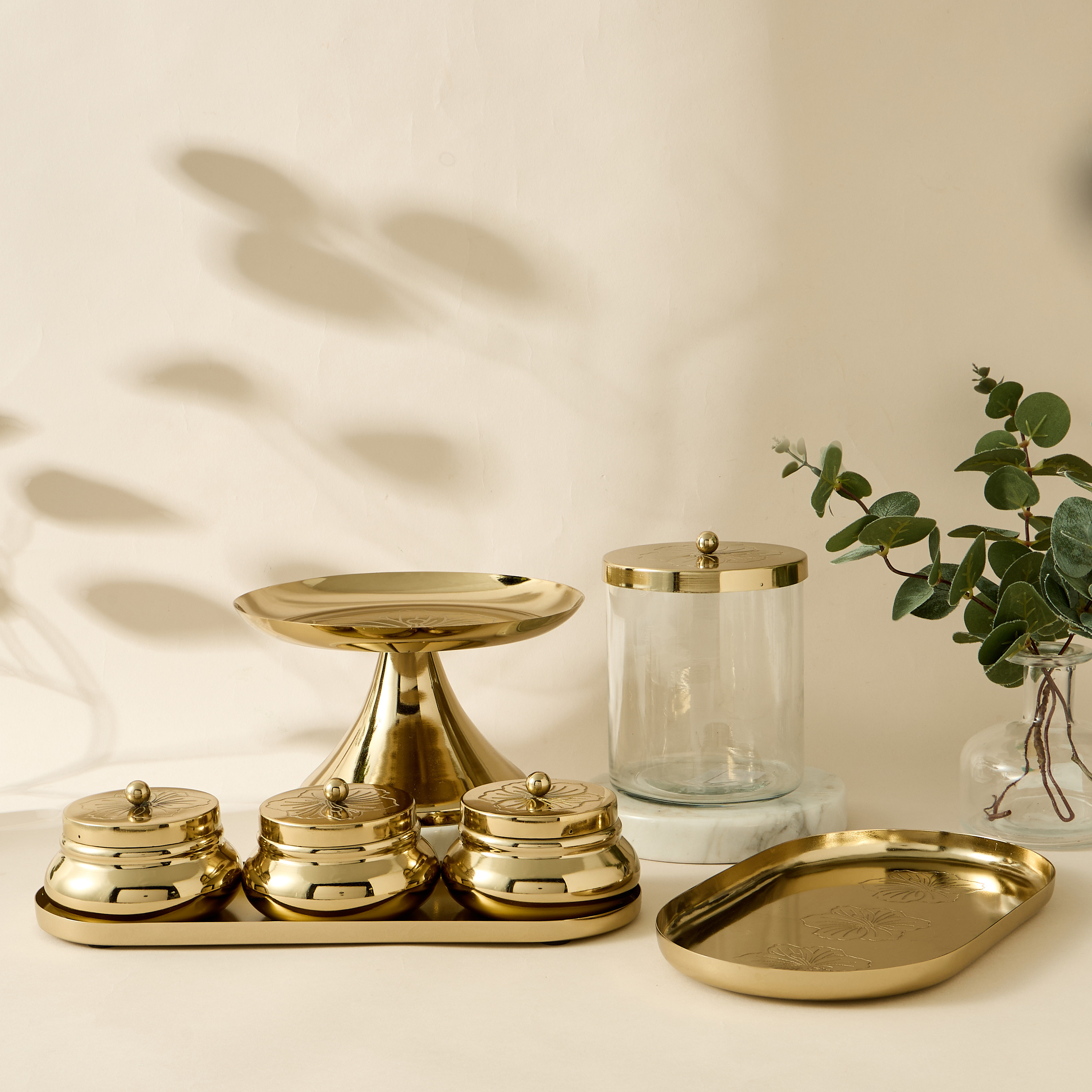 Hibiscus Embossed Metal Cake Stand - 20x12 cms-household-dining-serveware-cakestands-image-4