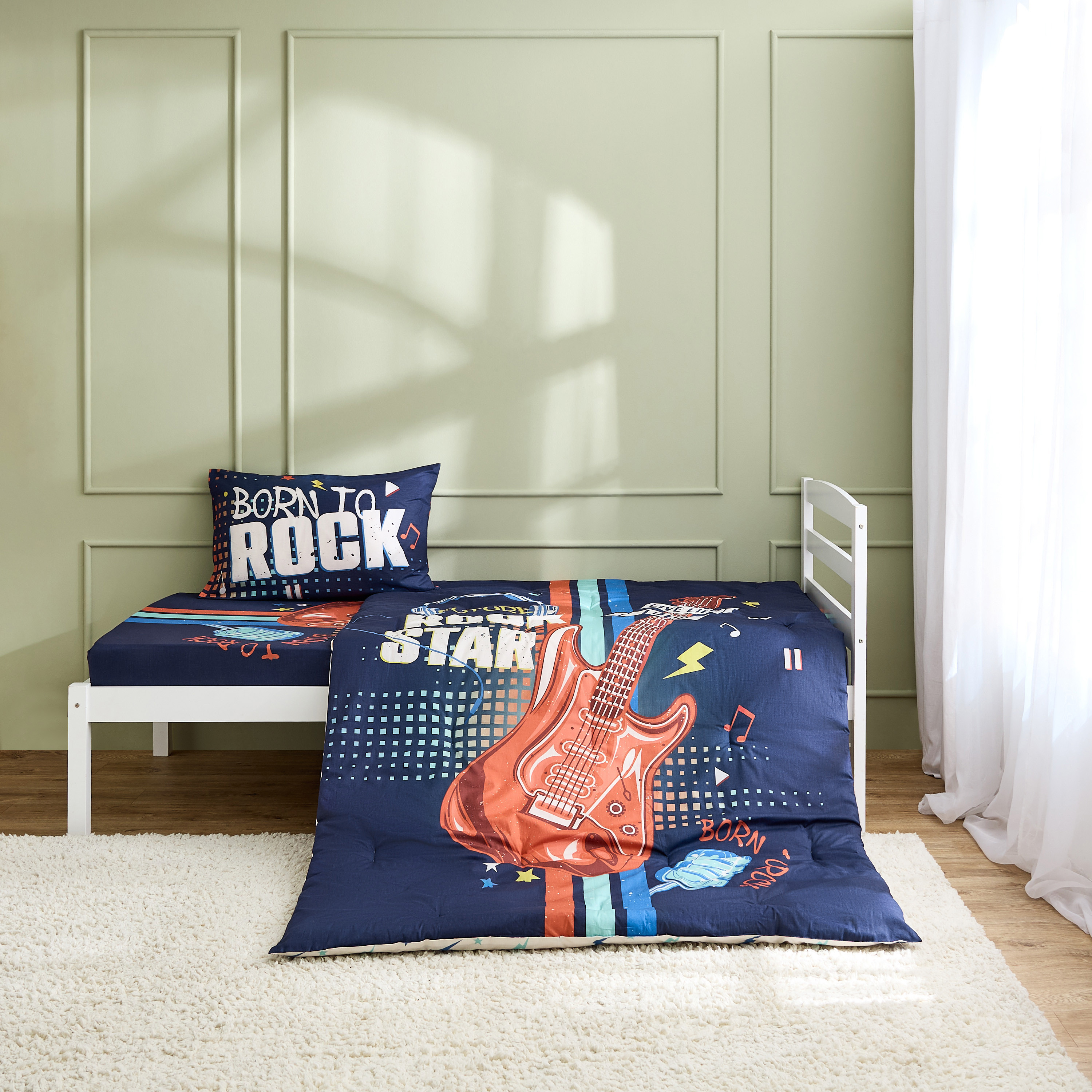 طقم مفرش أطفال بطبعات جرافيك من جونيورز - 135x200 سم-baby-nursery-babybedding-image-2