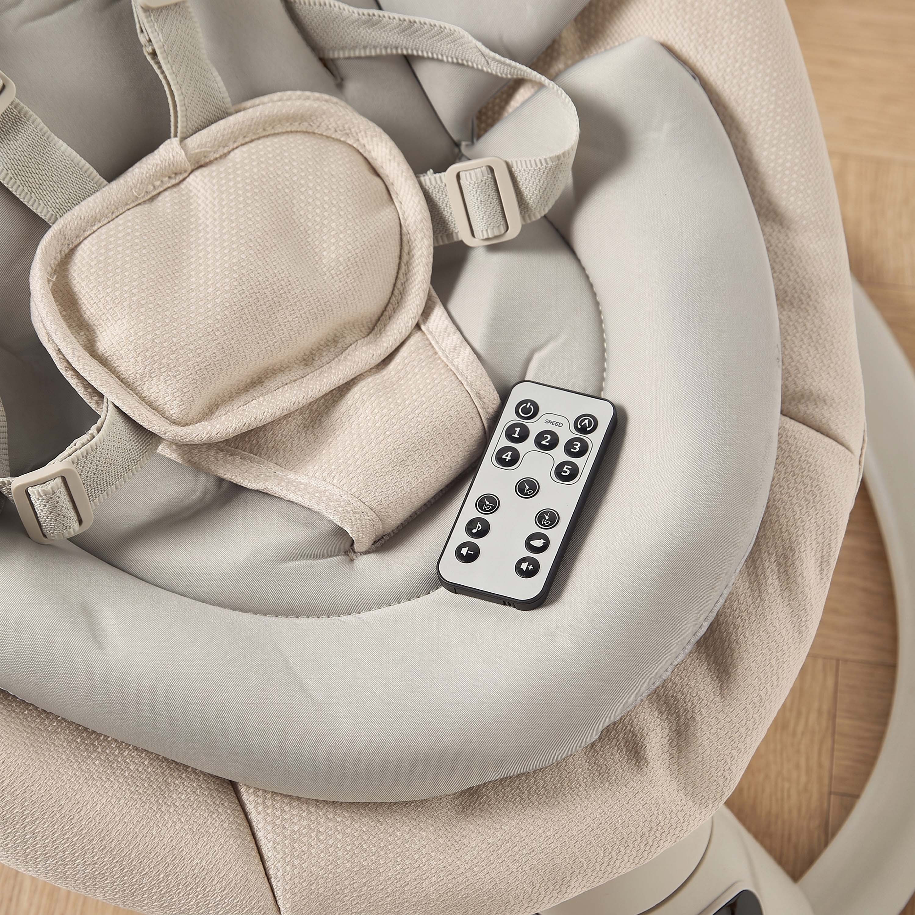 أرجوحة كهربائية للأطفال جوين من جونيورز-baby-infantactivity-swings-image-7
