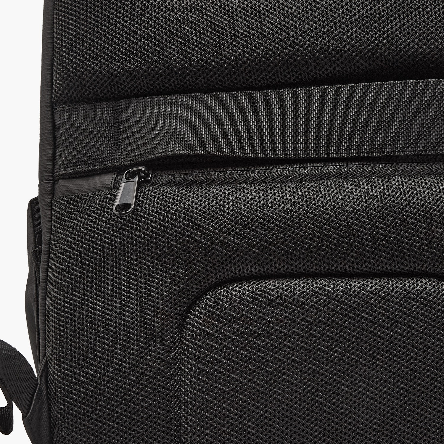 شنطة ظهر بجيب لابتوب وحمالات مبطنة من ويف-travel-luggagesandbags-backpacks-image-7