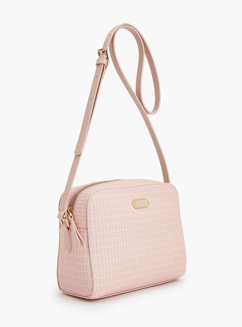 شنطة كروس بودي بطبعات مونوجرام مع حزام قابل للتعديل من ميسي-women-bagsandwallets-handbags-image-3