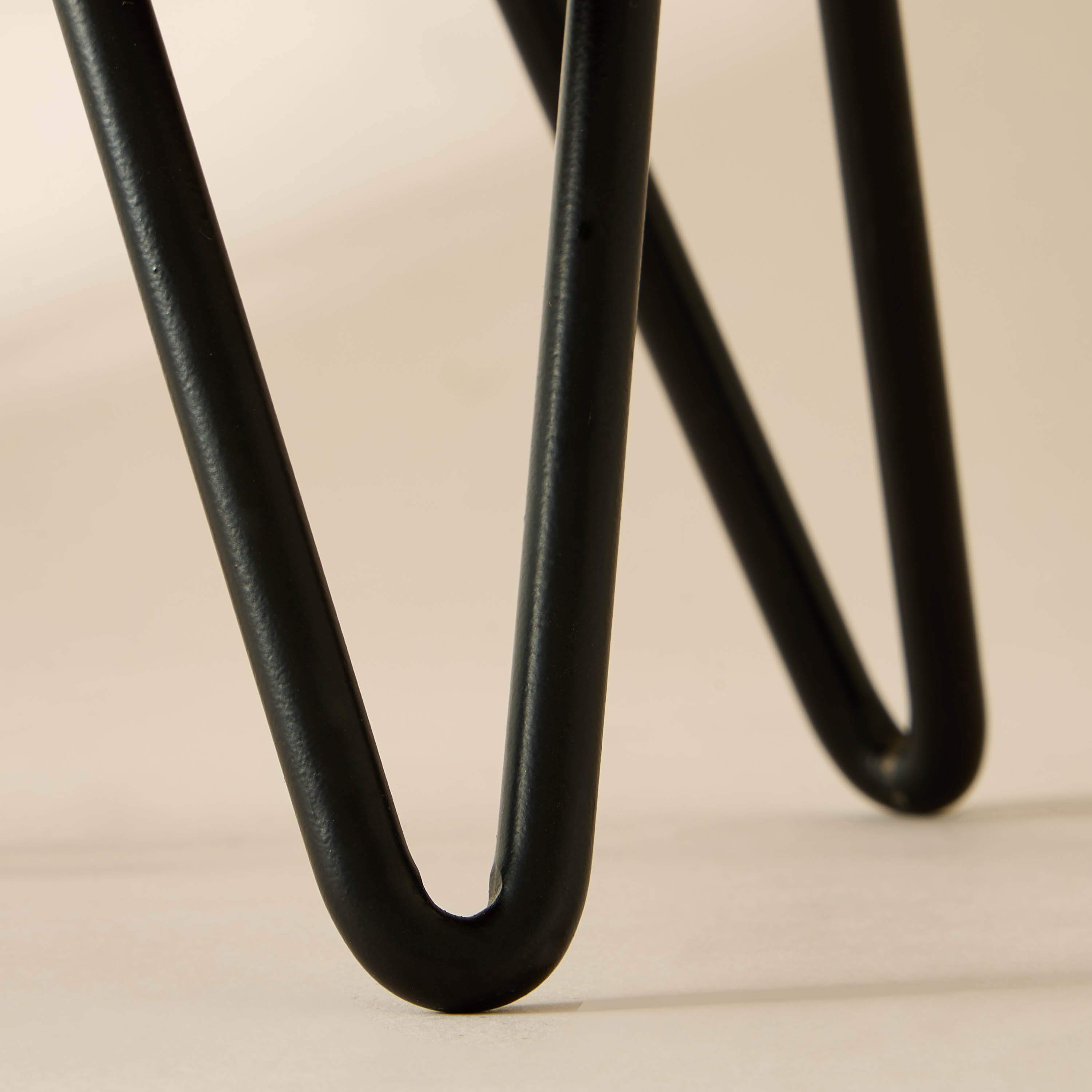Metal Plant Stand - 20x13 cms-household-gardenandoutdoor-trellisandstands-plantstands-image-4