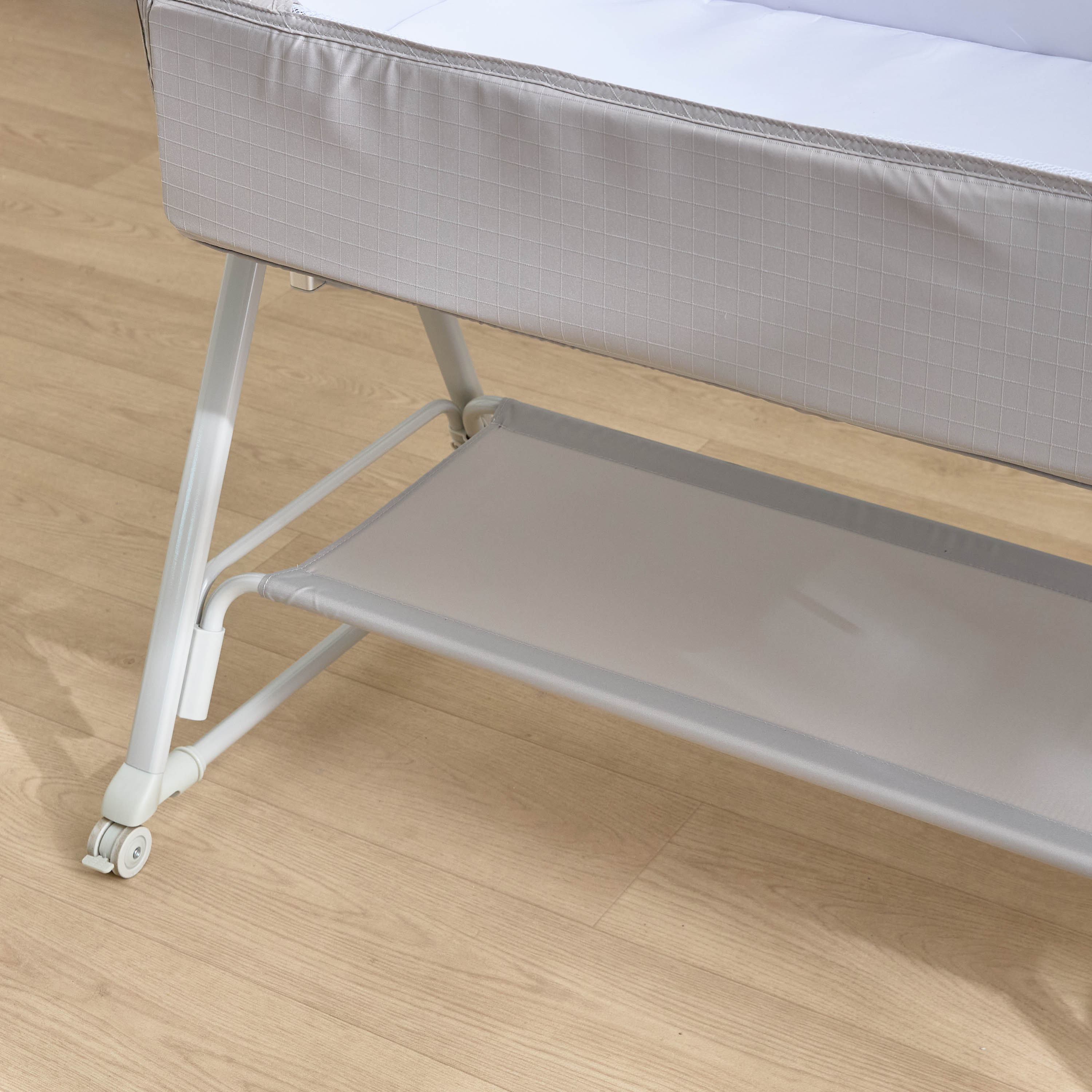 Juniors Percy Baby Bassinet with 7 Adjustable Heights-baby-nursery-furniture-cribsandbeds-bassinets-image-14