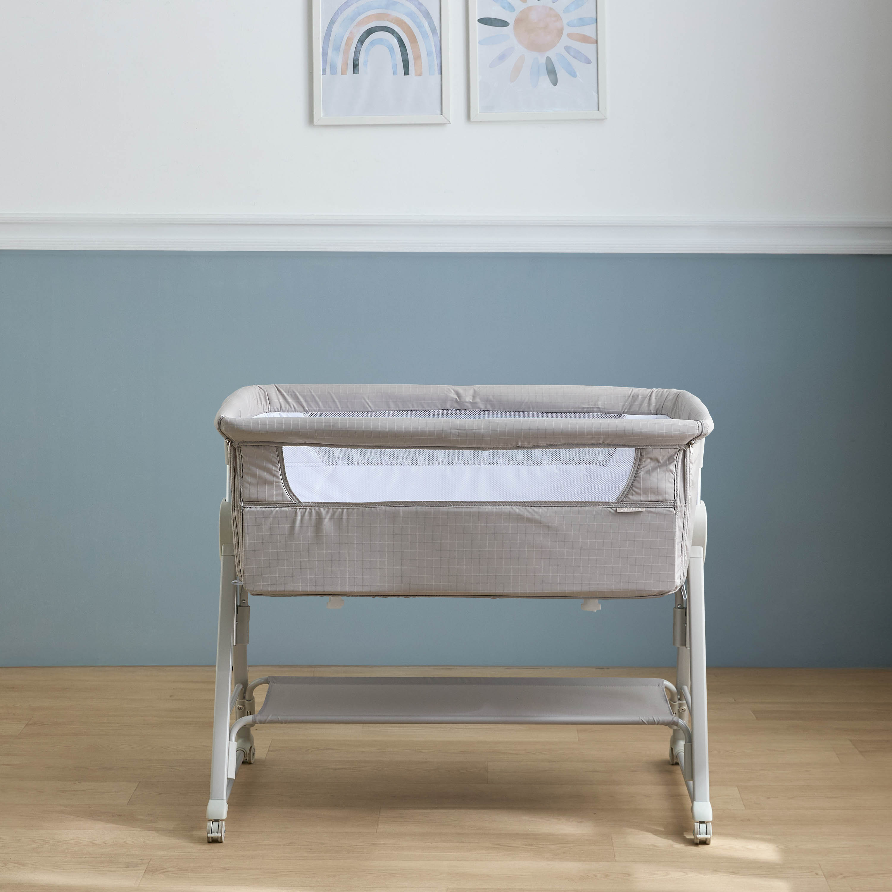 Juniors Percy Baby Bassinet with 7 Adjustable Heights-baby-nursery-furniture-cribsandbeds-bassinets-image-6