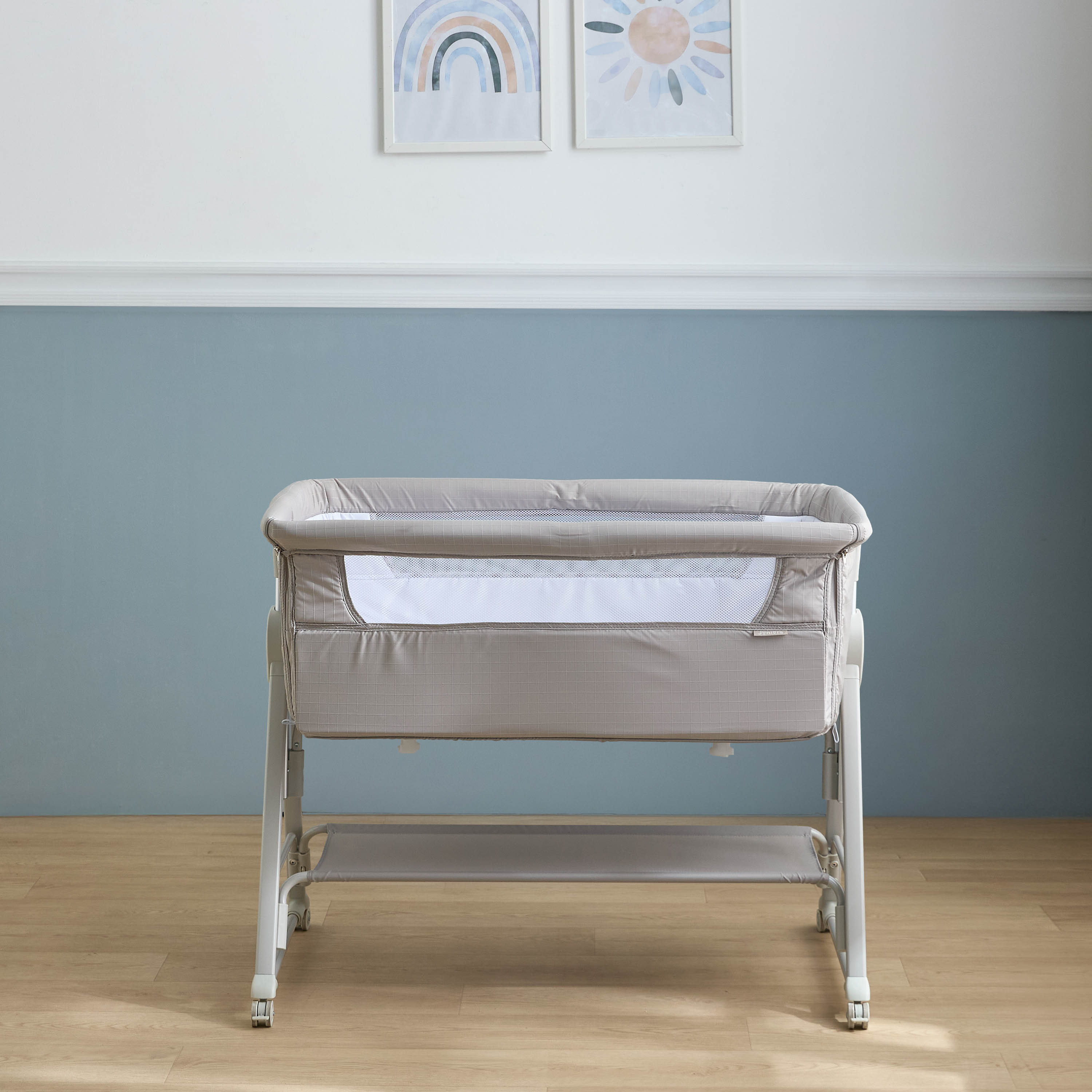 Juniors Percy Baby Bassinet with 7 Adjustable Heights-baby-nursery-furniture-cribsandbeds-bassinets-image-7
