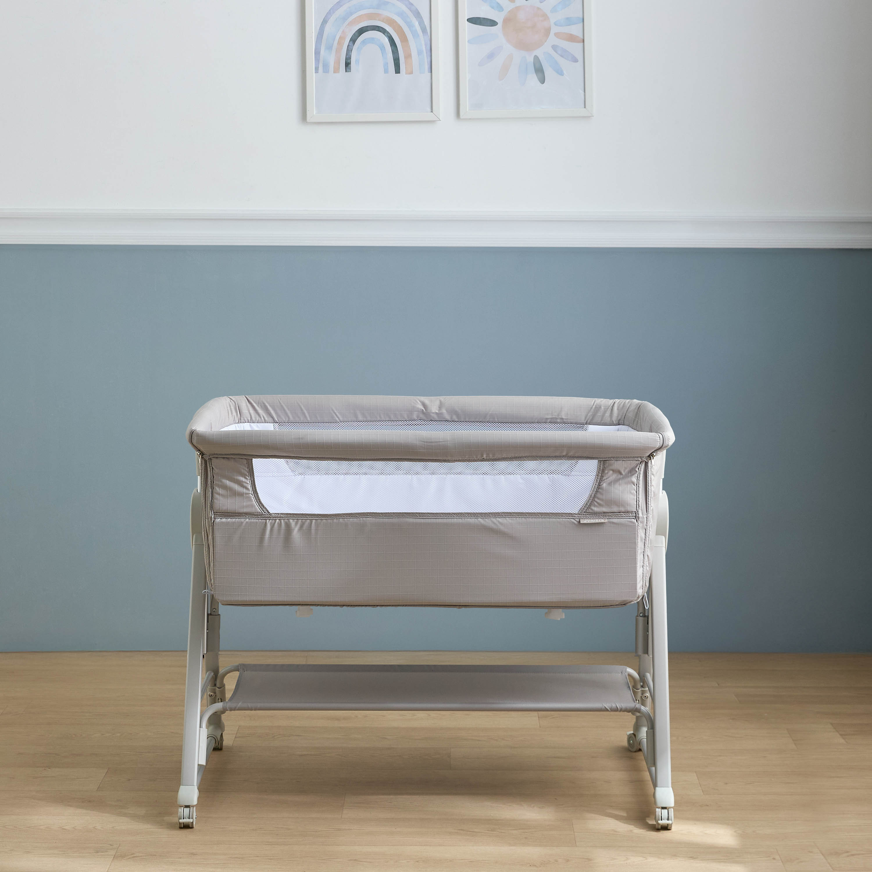 Juniors Percy Baby Bassinet with 7 Adjustable Heights-baby-nursery-furniture-cribsandbeds-bassinets-image-8